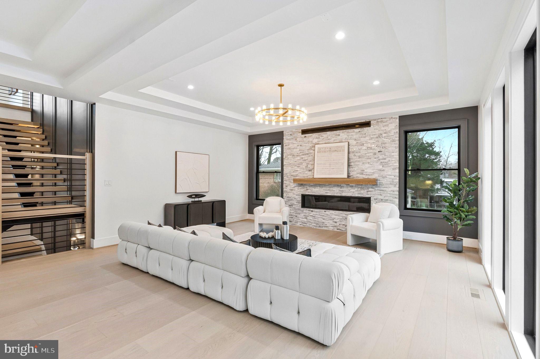 BROYHILL LANGLEY ESTATES - Residential