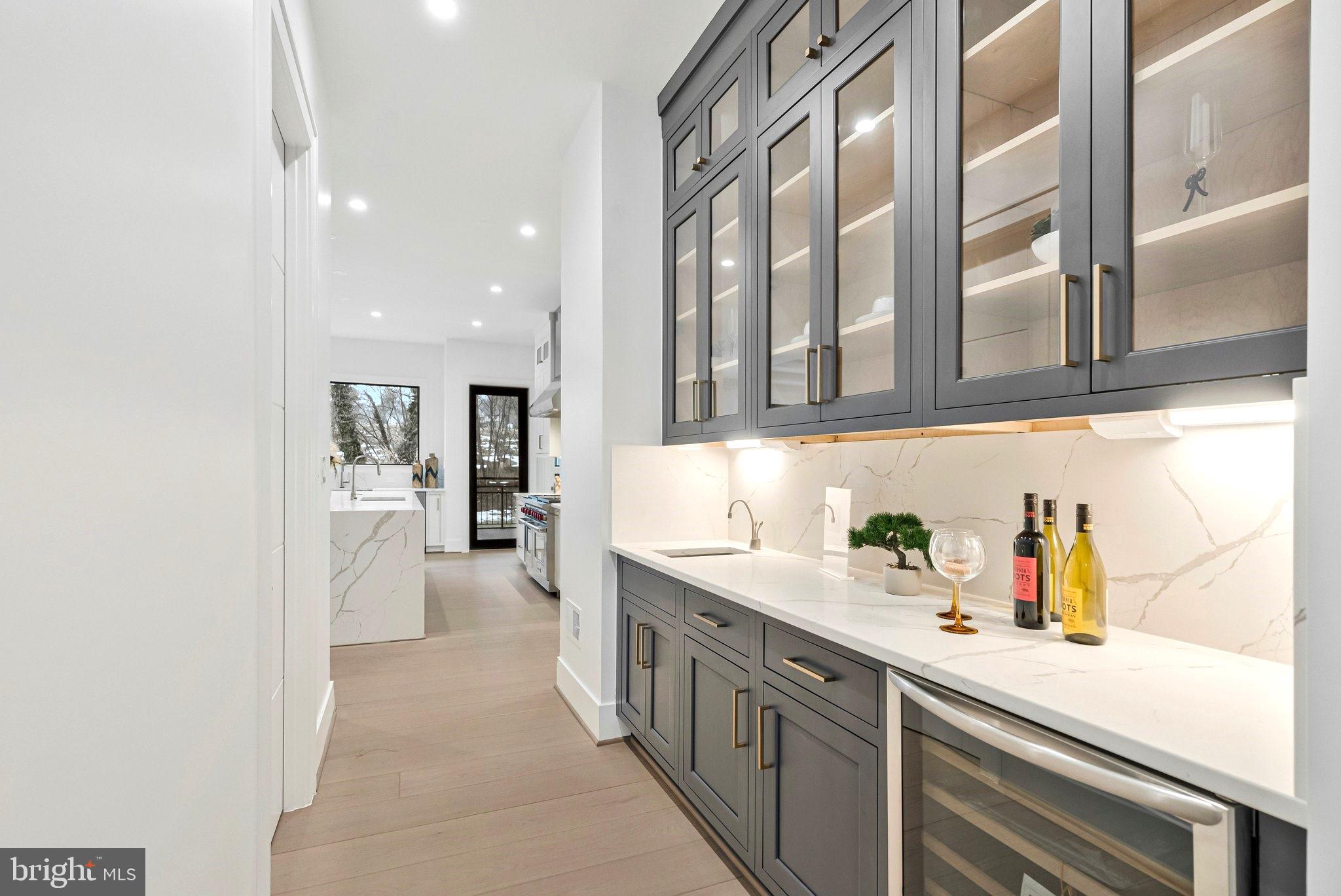 BROYHILL LANGLEY ESTATES - Residential