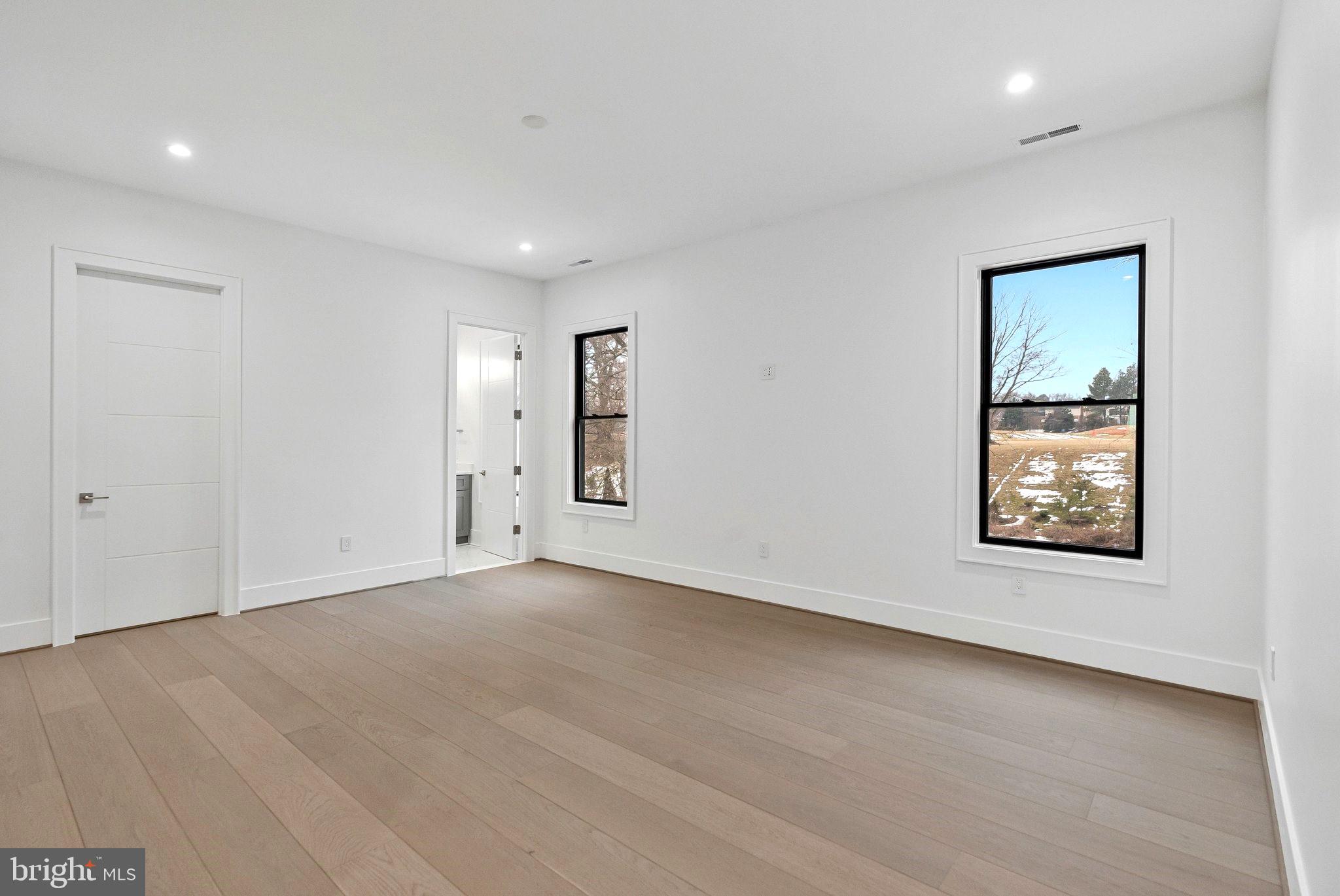 BROYHILL LANGLEY ESTATES - Residential