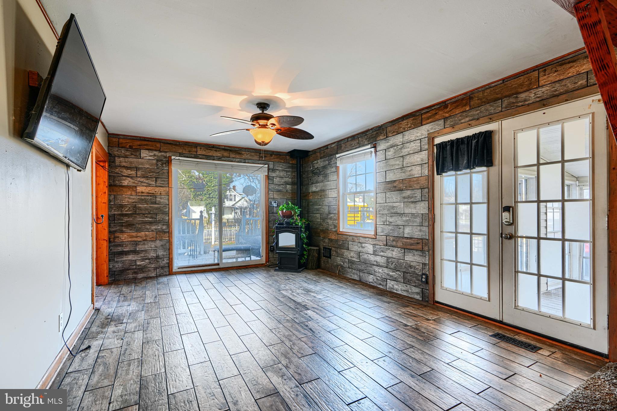 MURRAY POINT - Residential