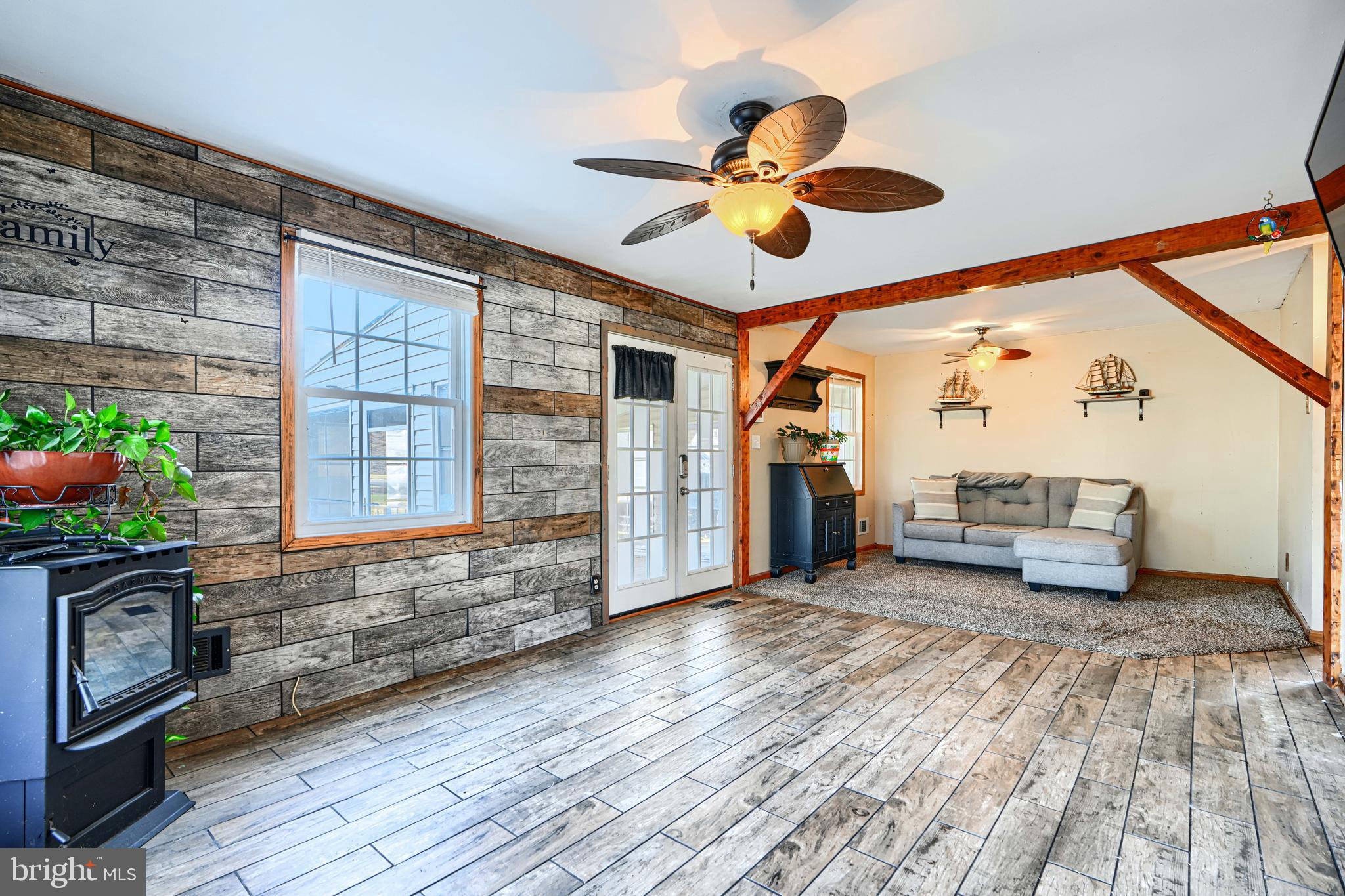 MURRAY POINT - Residential