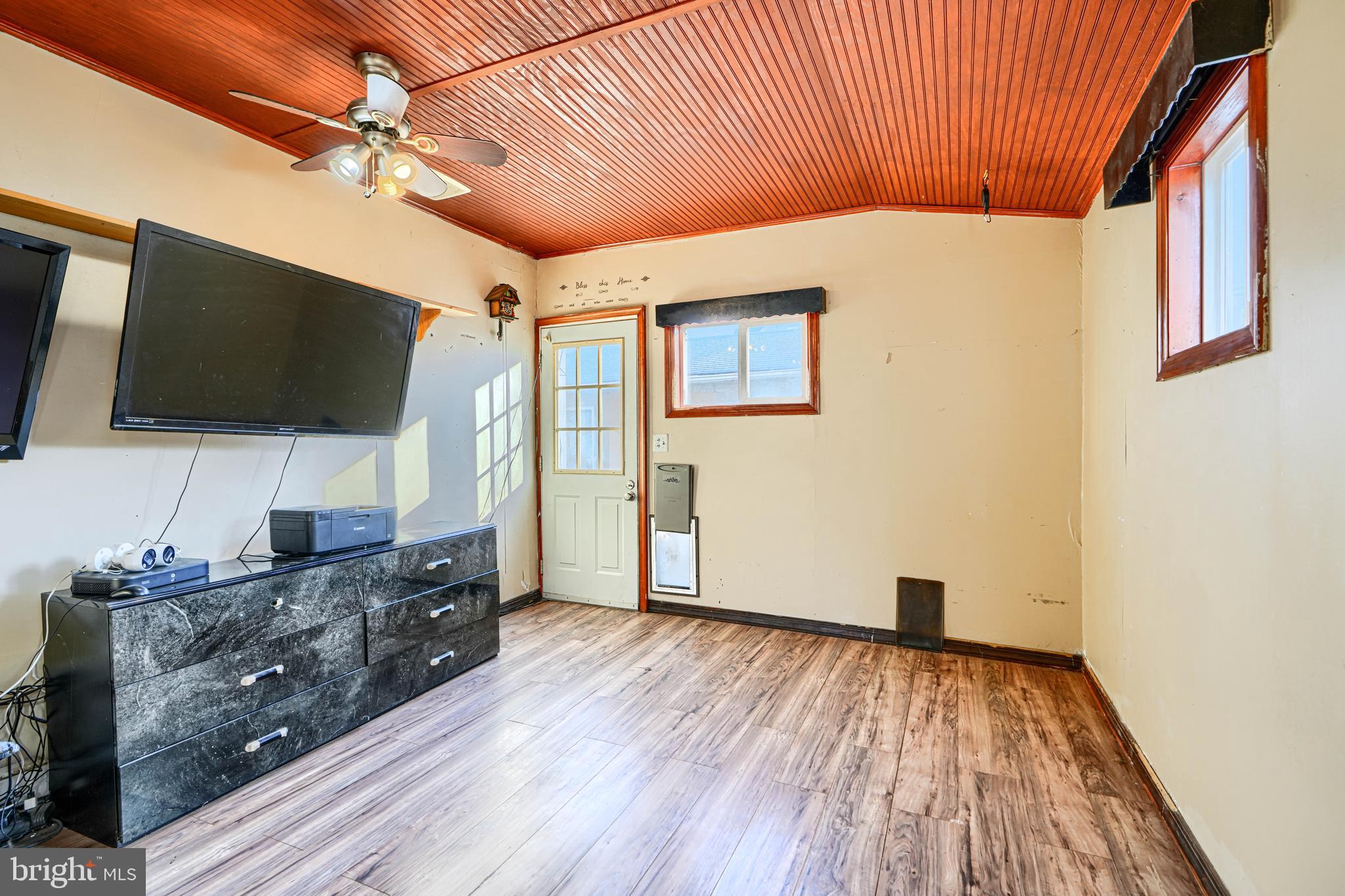 MURRAY POINT - Residential