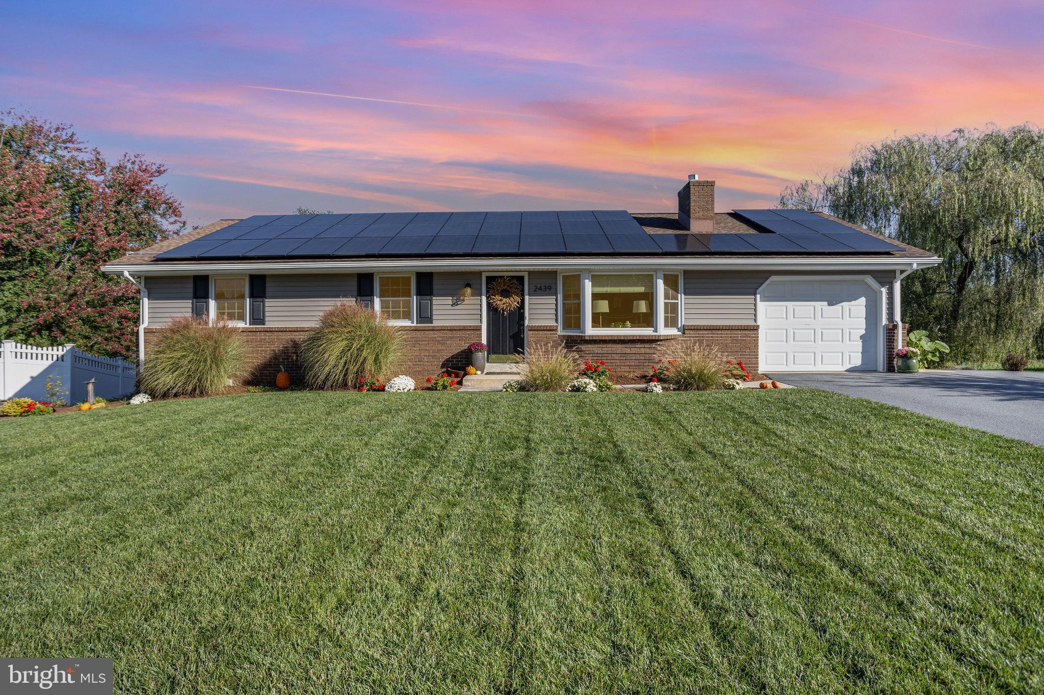 2439 ELLENDALE DRIVE
