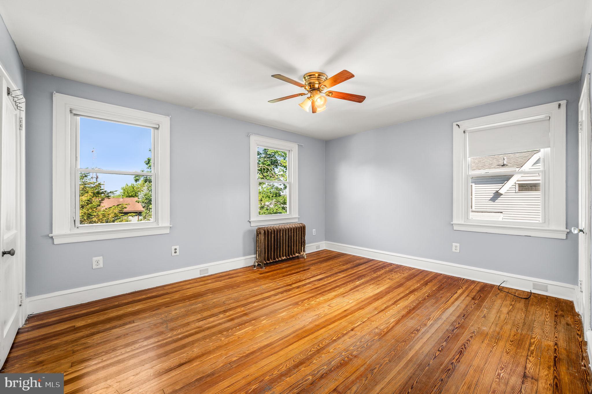 BEVERLY HILLS - Residential