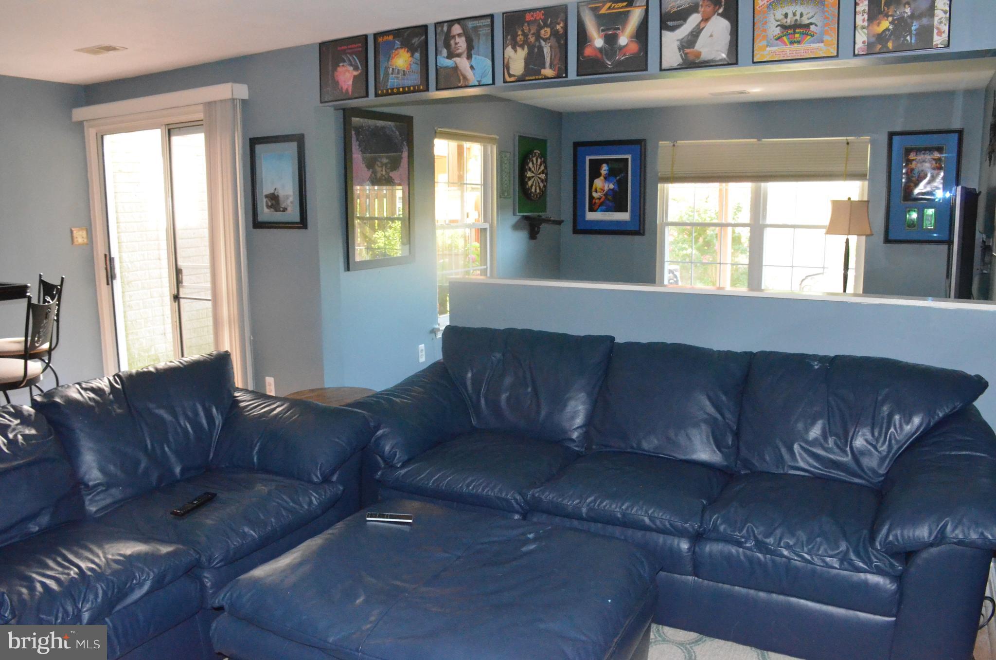 HICKORY OVERLOOK - Residential Lease