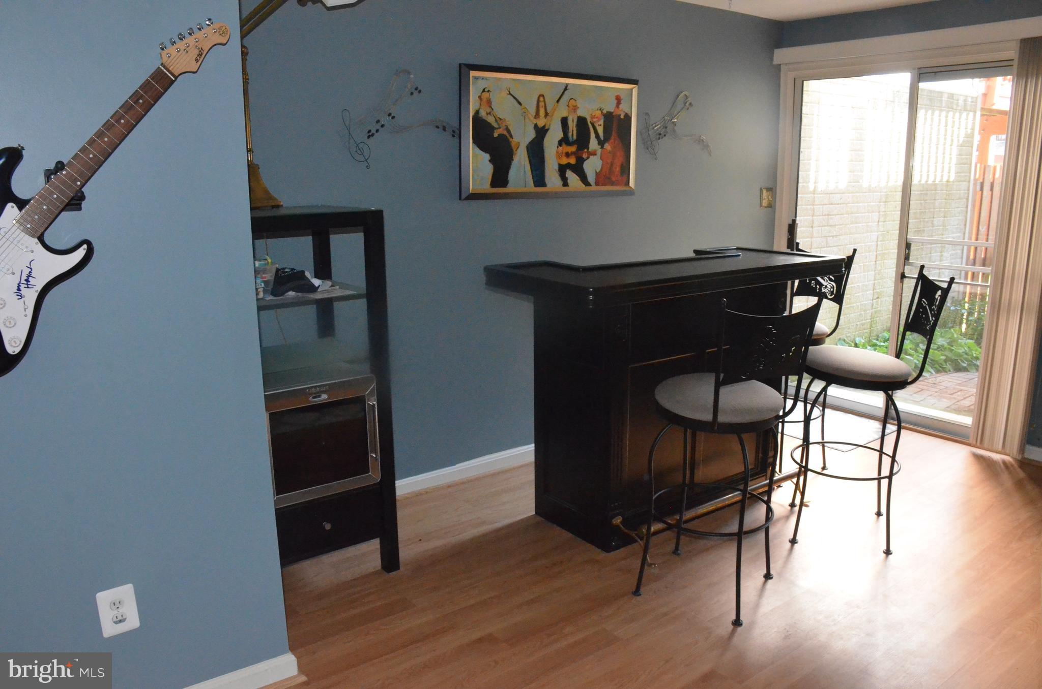 HICKORY OVERLOOK - Residential Lease