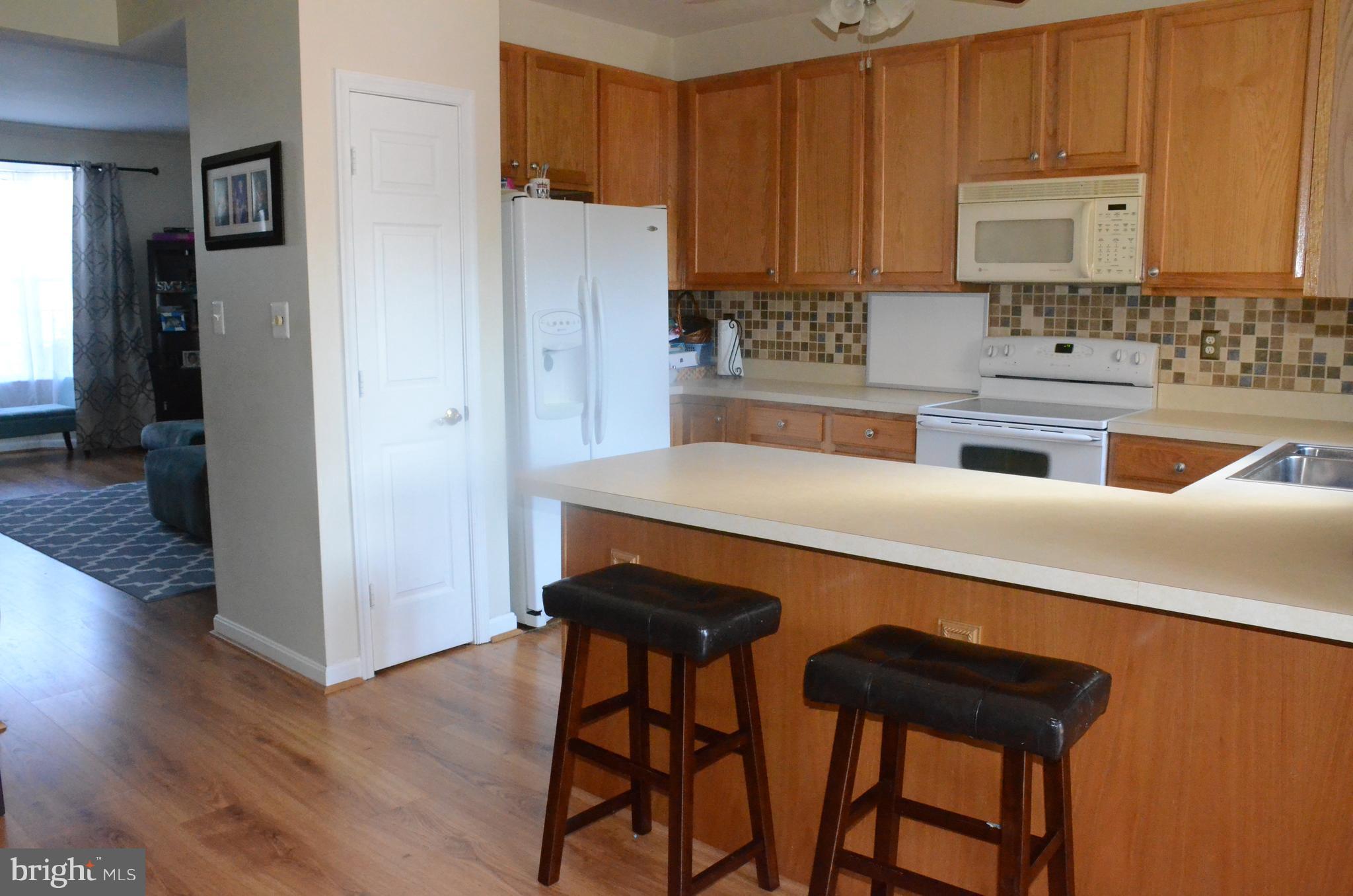 HICKORY OVERLOOK - Residential Lease