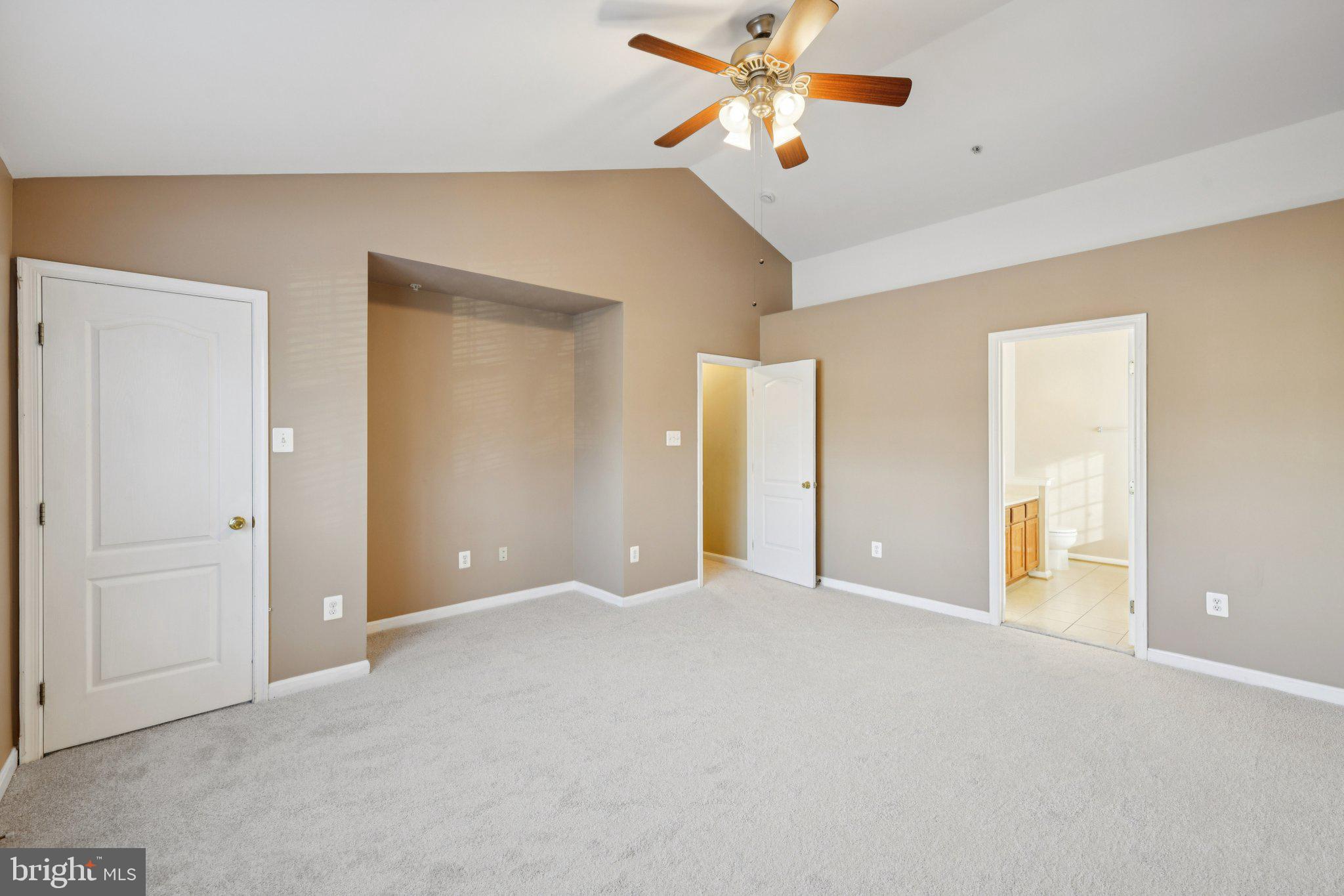 OLD STAGE KNOLLS - Residential Lease