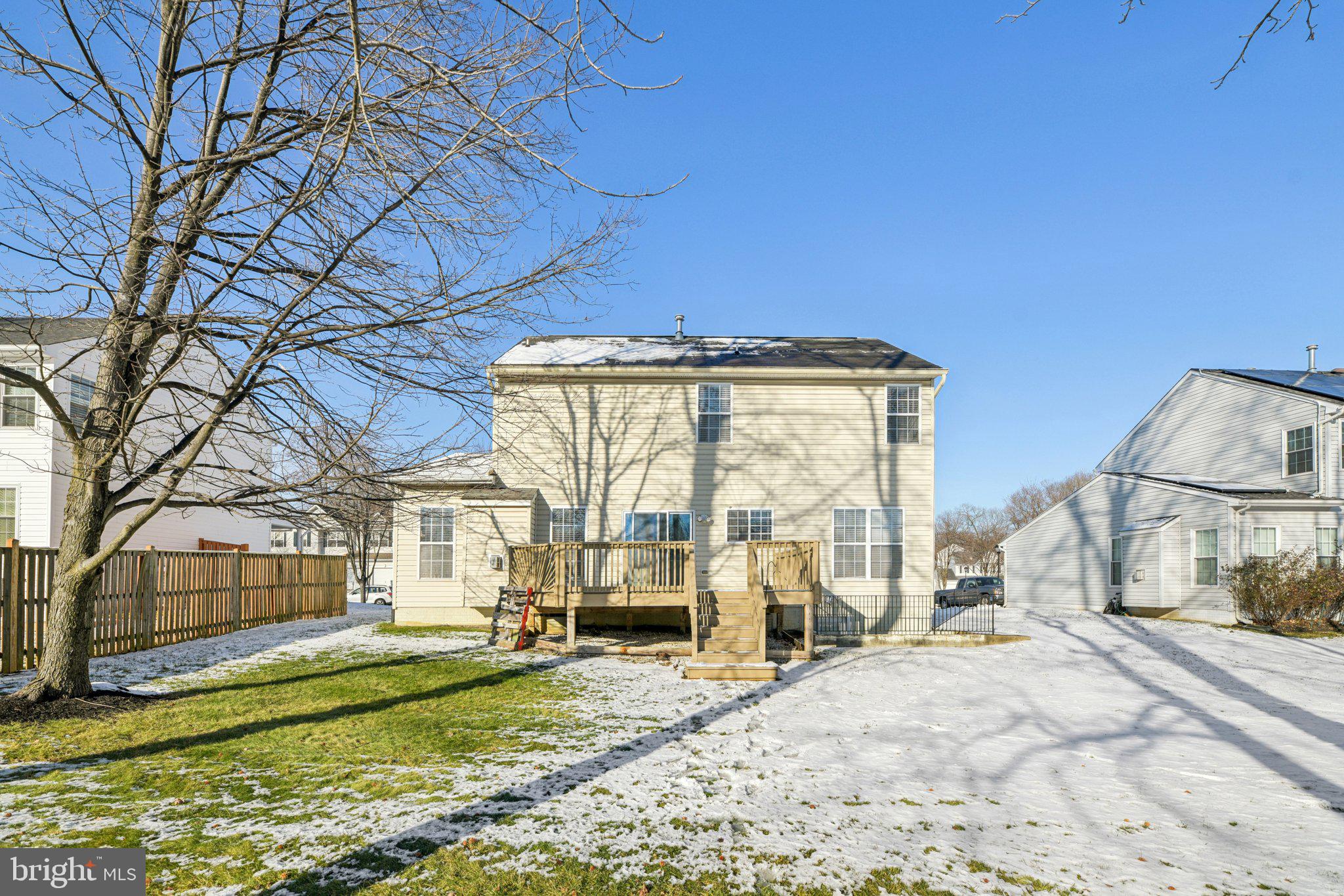 OLD STAGE KNOLLS - Residential Lease