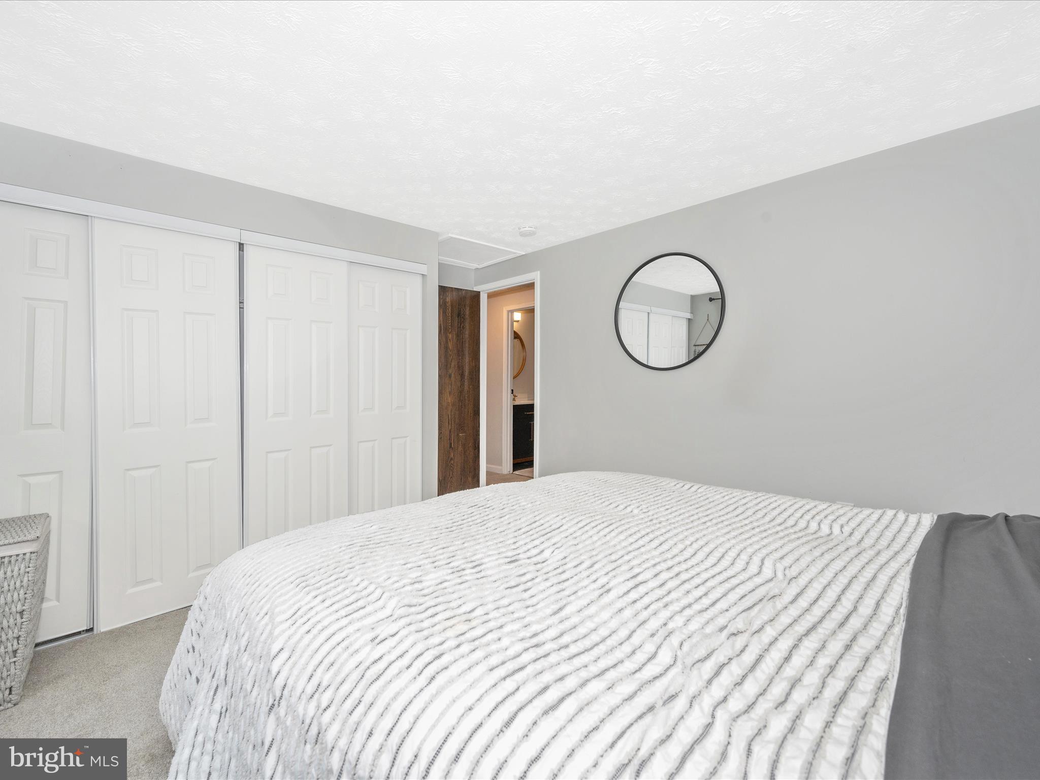 WASHINGTON CENTER - Residential