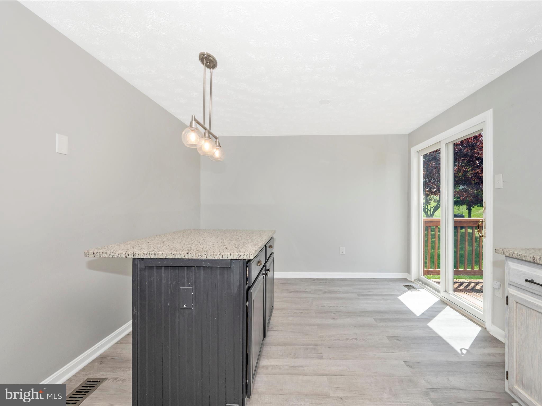 WASHINGTON CENTER - Residential