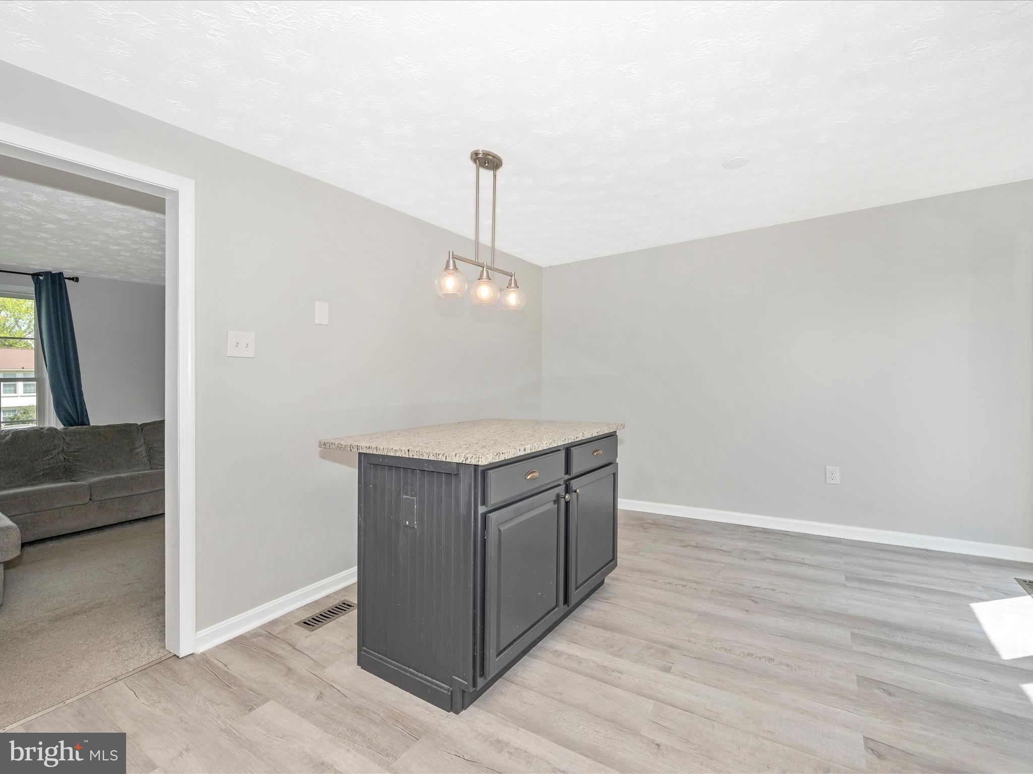 WASHINGTON CENTER - Residential