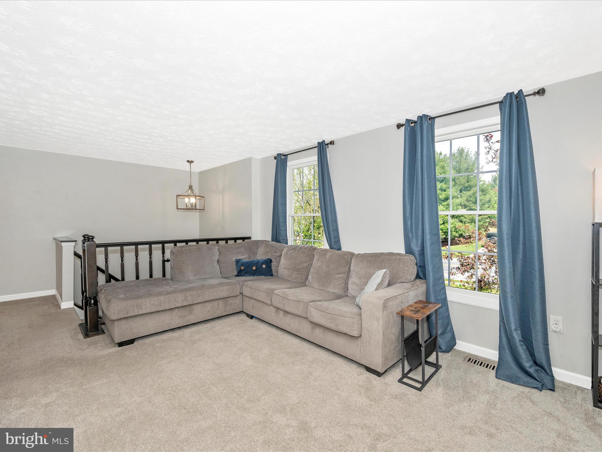 WASHINGTON CENTER - Residential