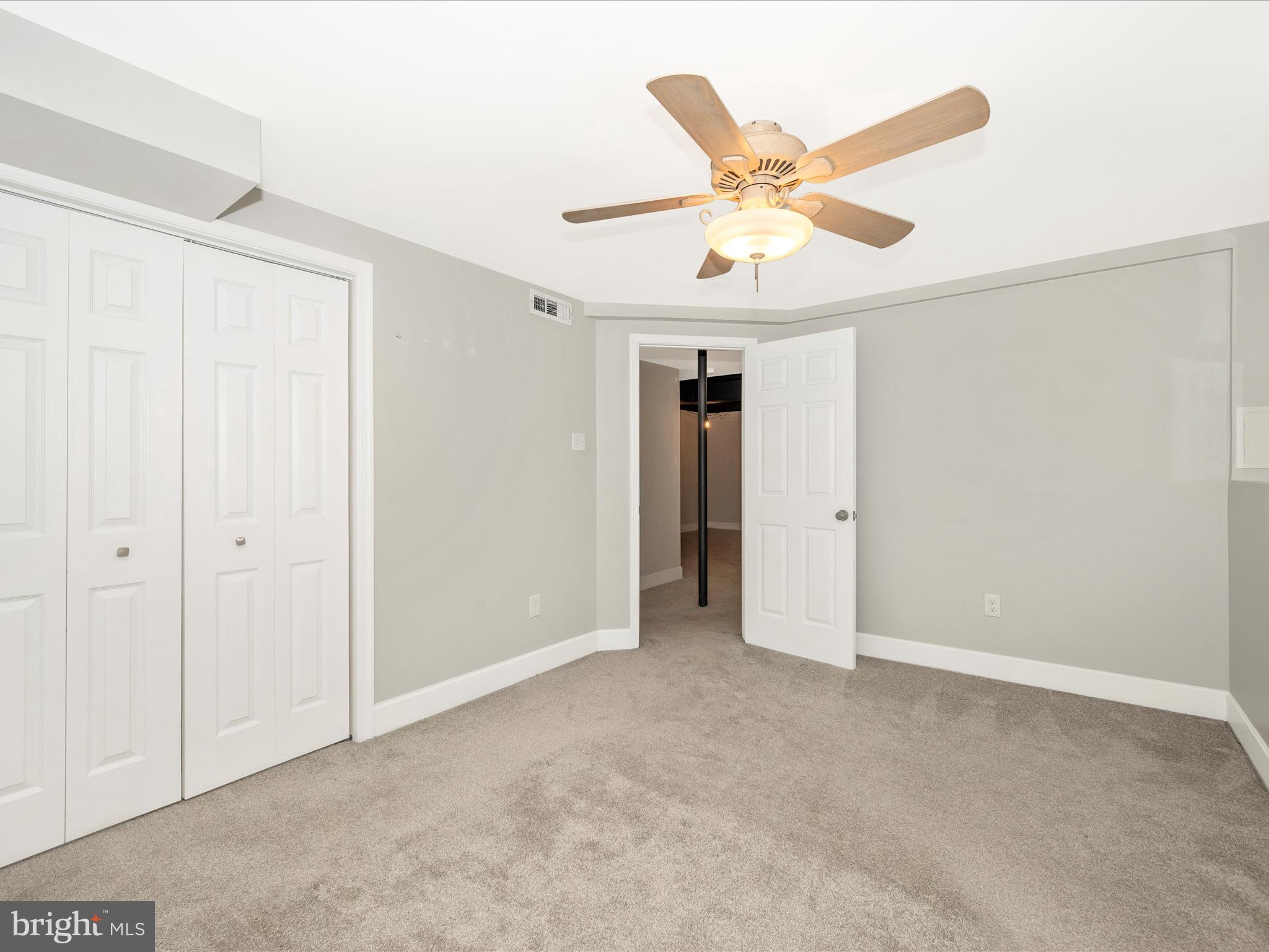 WASHINGTON CENTER - Residential