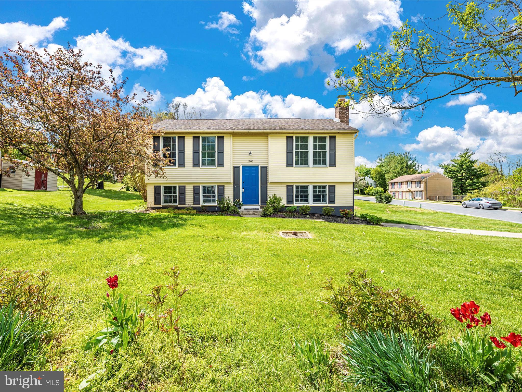 WASHINGTON CENTER - Residential