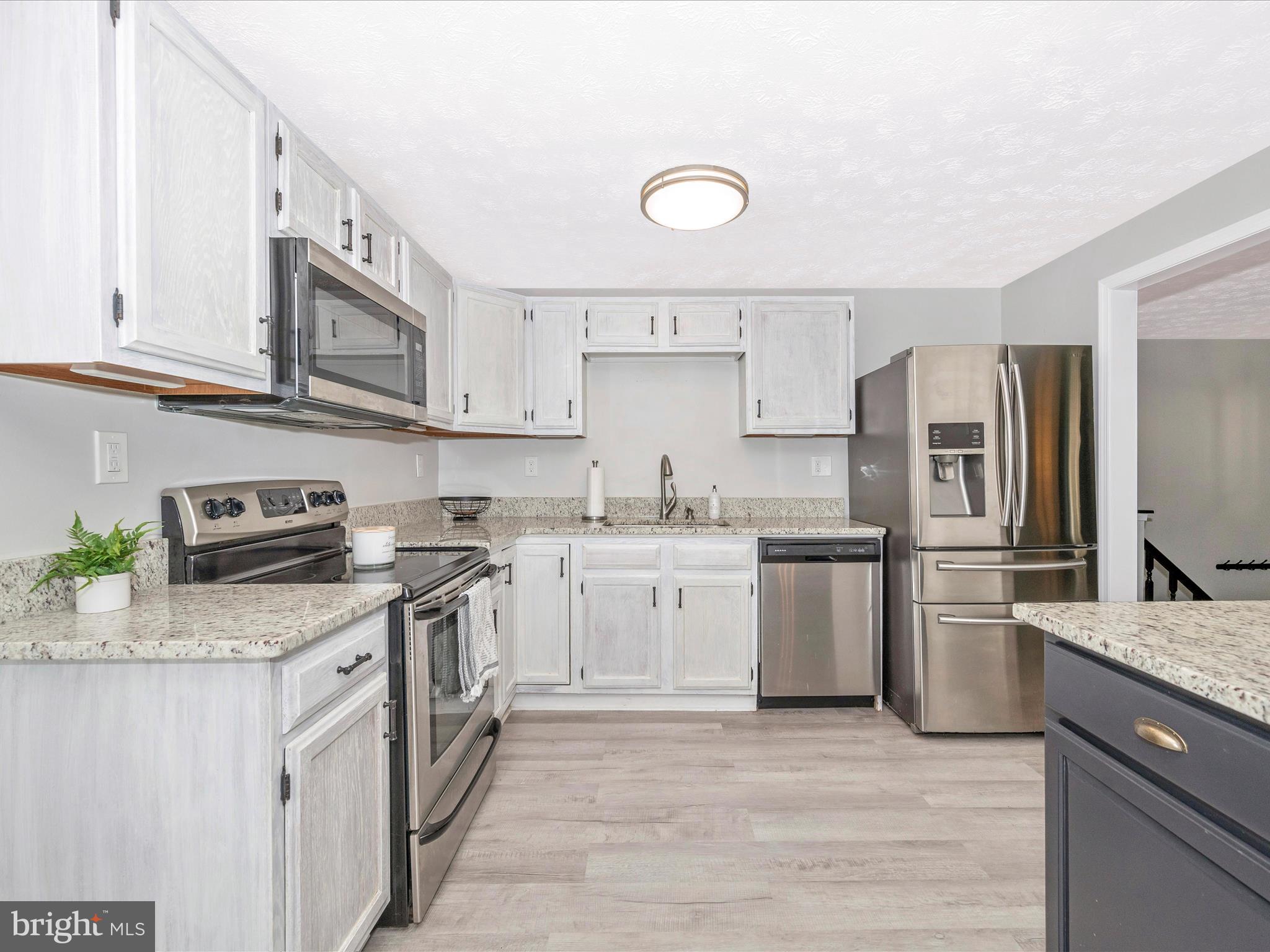 WASHINGTON CENTER - Residential