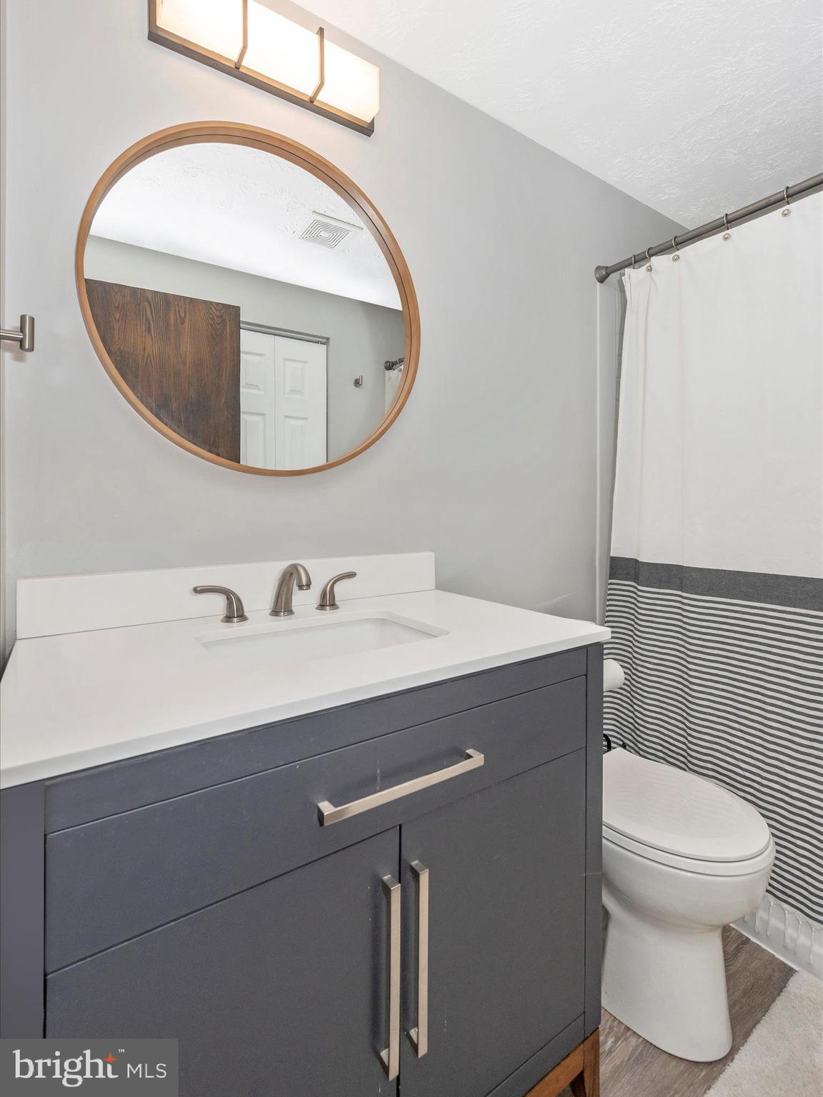 WASHINGTON CENTER - Residential