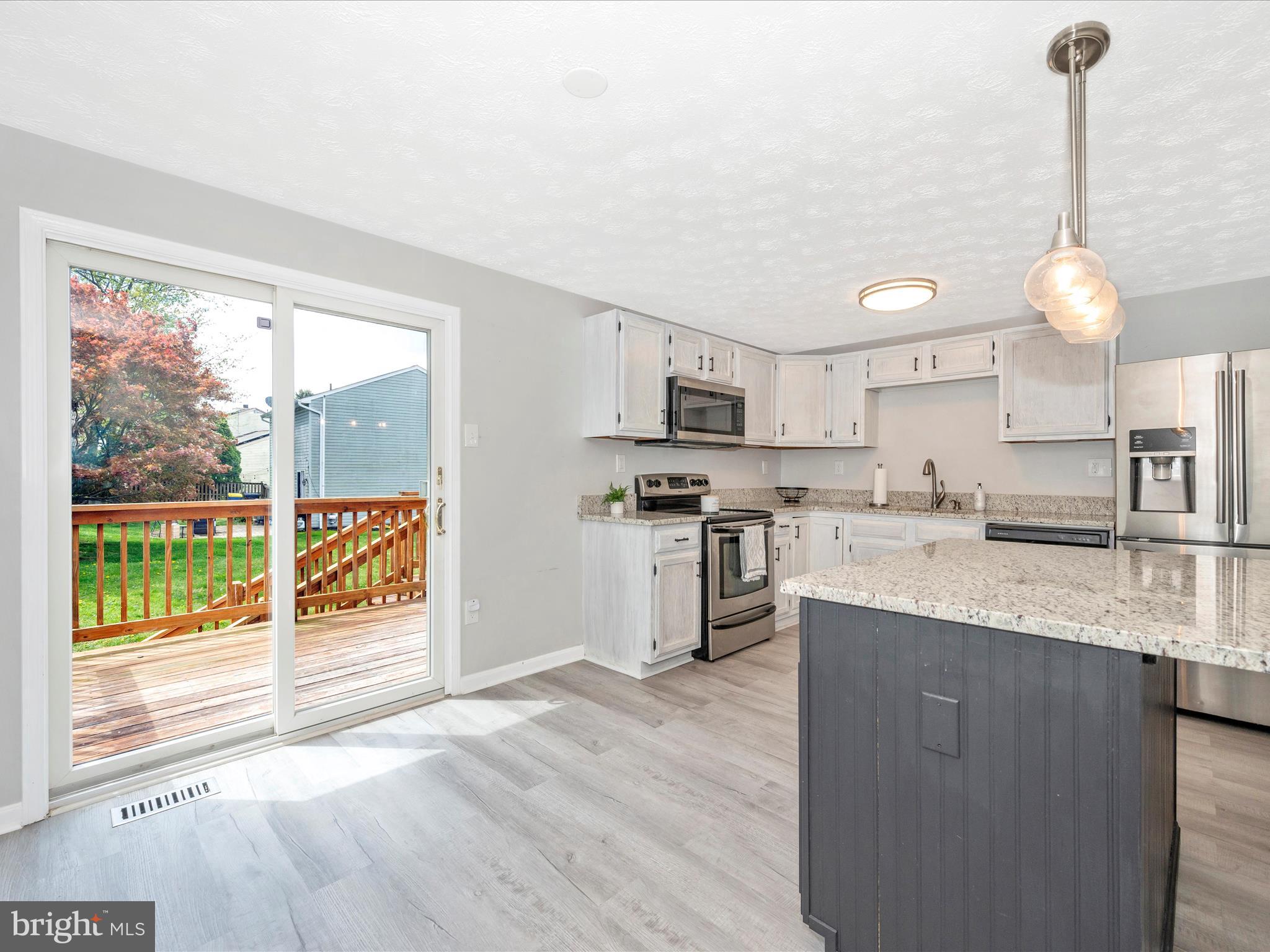 WASHINGTON CENTER - Residential