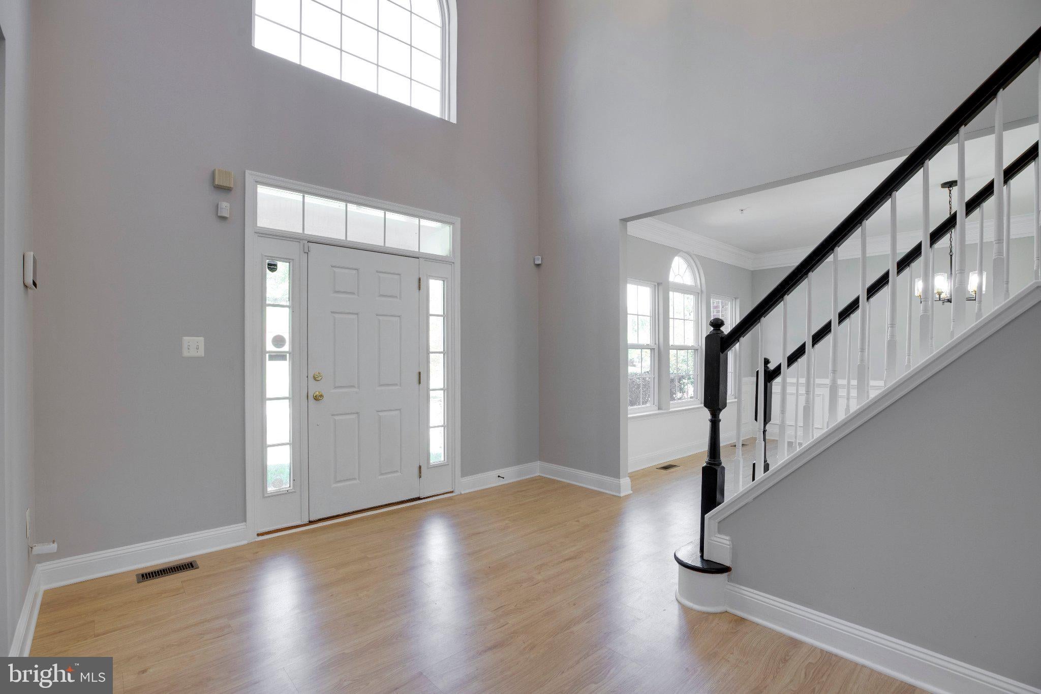 404 S PARROT DRIVE