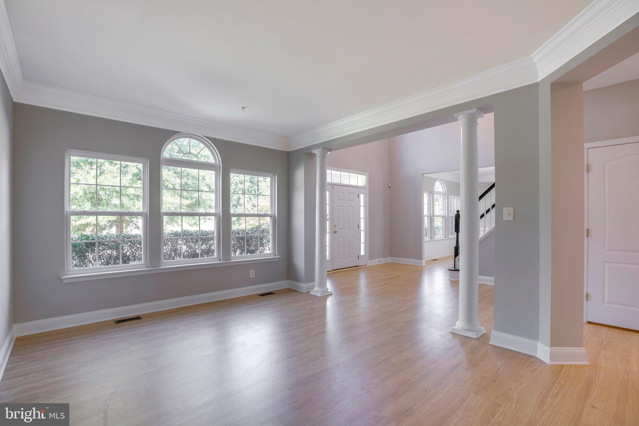 404 S PARROT DRIVE