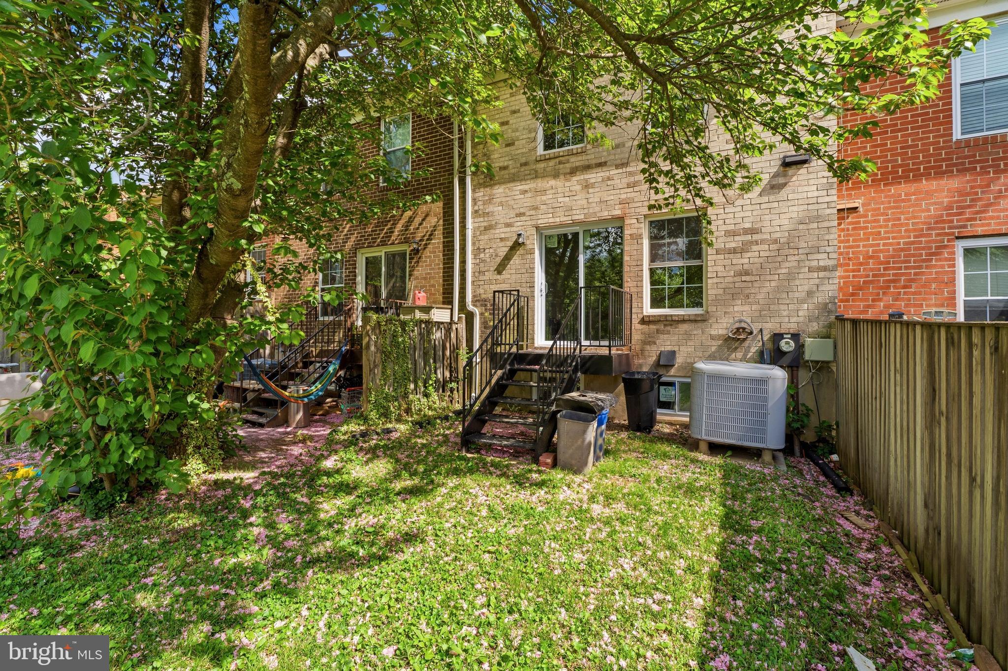 HEARTHSTONE - Residential