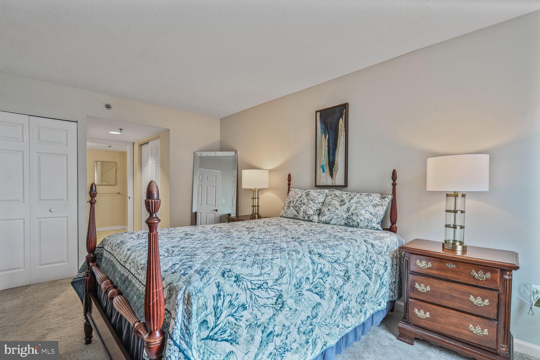 THE JEFFERSON - SUNRISE SENIOR LIVING - Residential