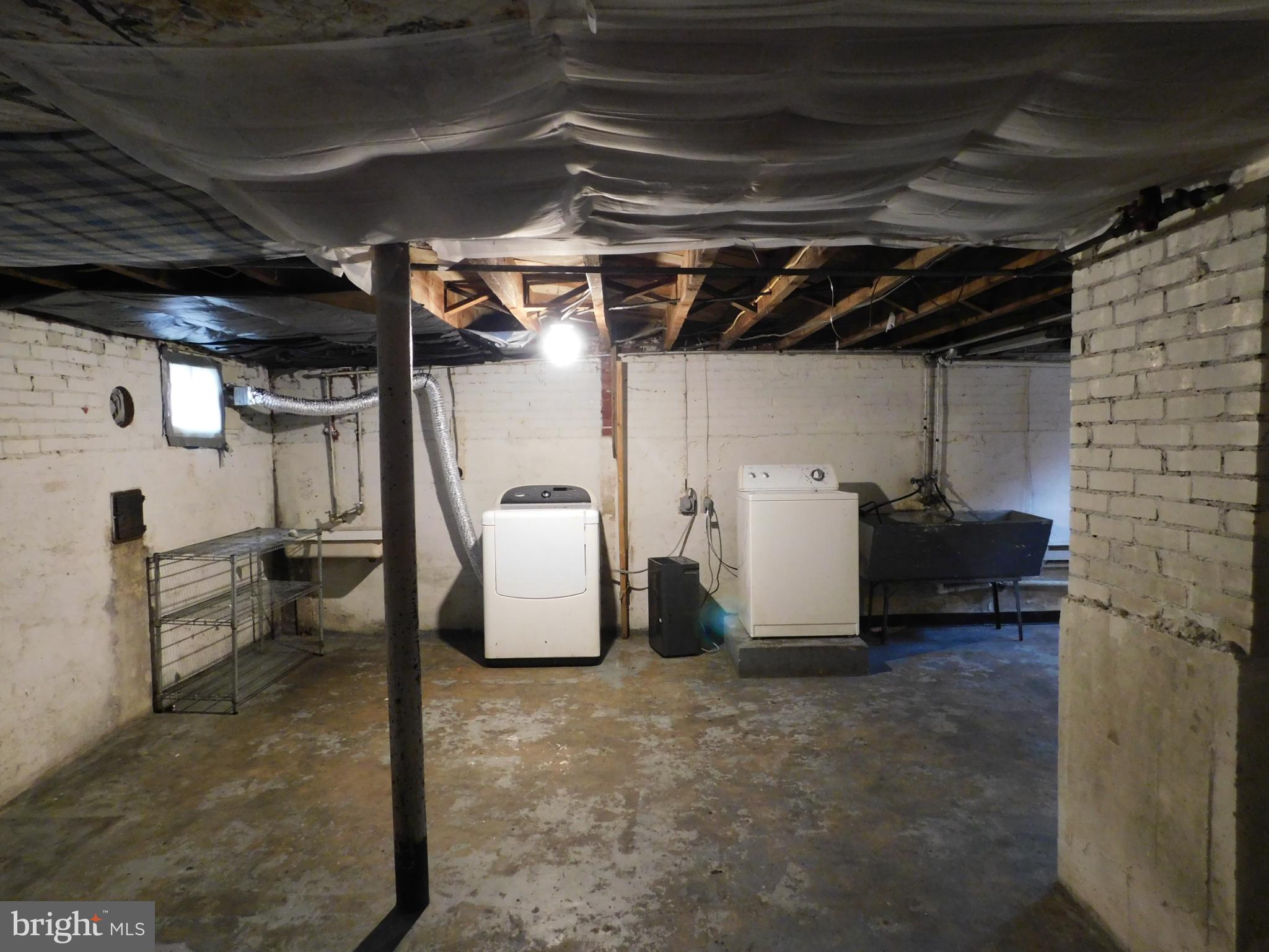 HARRIS ADDITION - Residential Lease