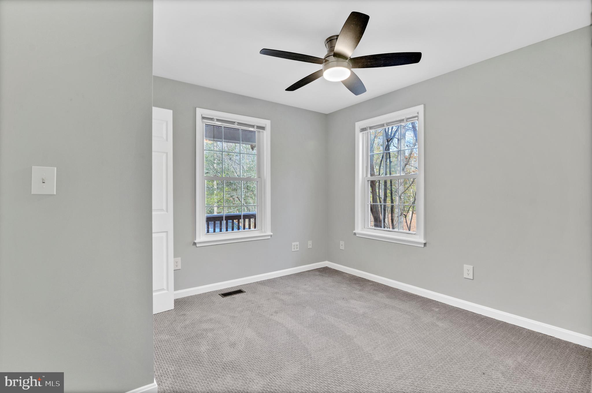 PETZOLD - Residential Lease