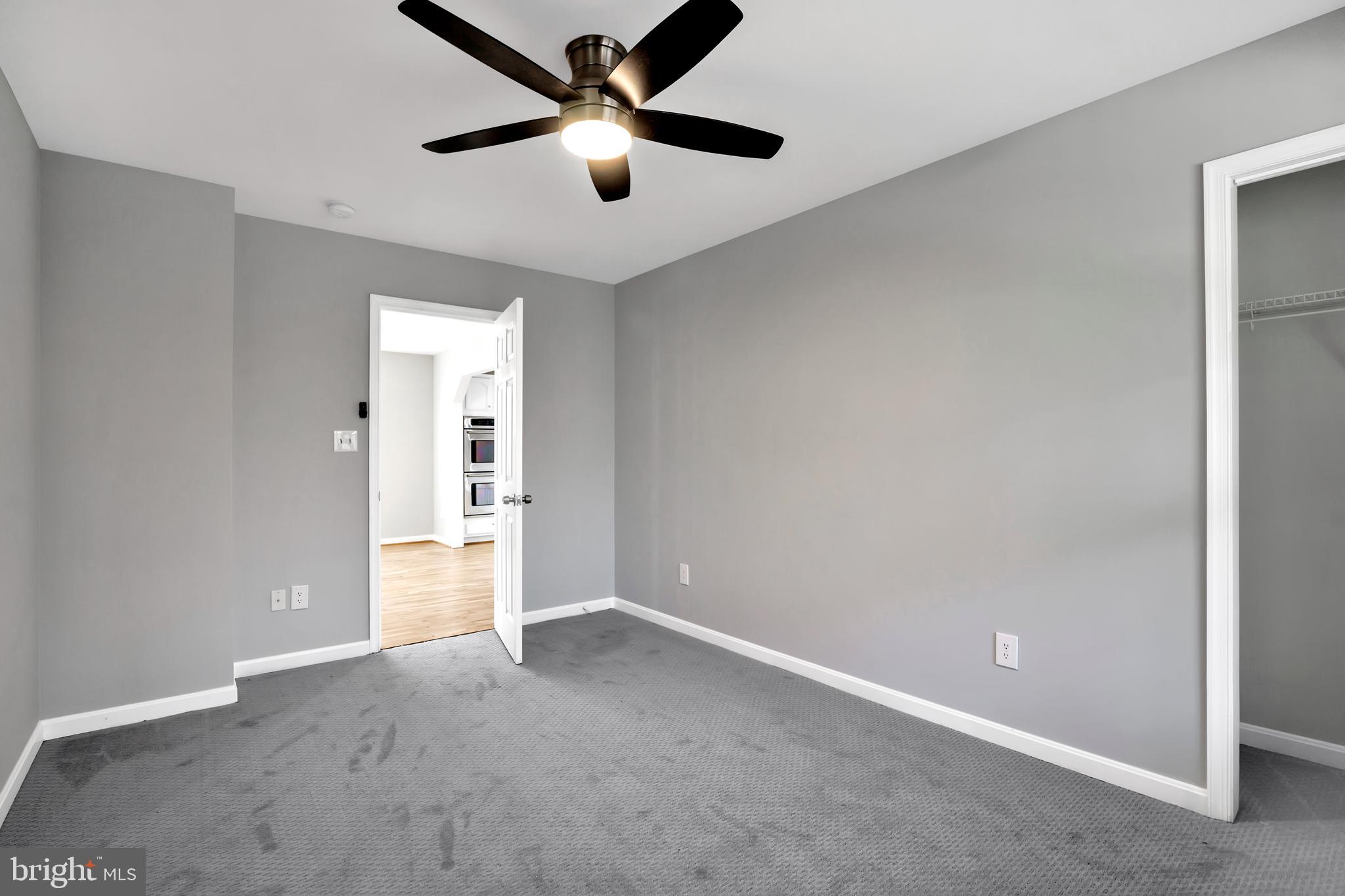 PETZOLD - Residential Lease