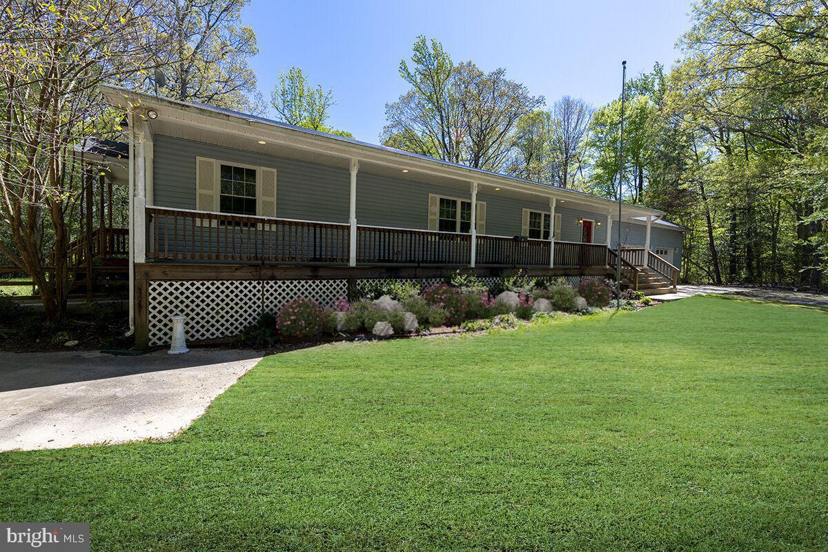 PETZOLD - Residential Lease