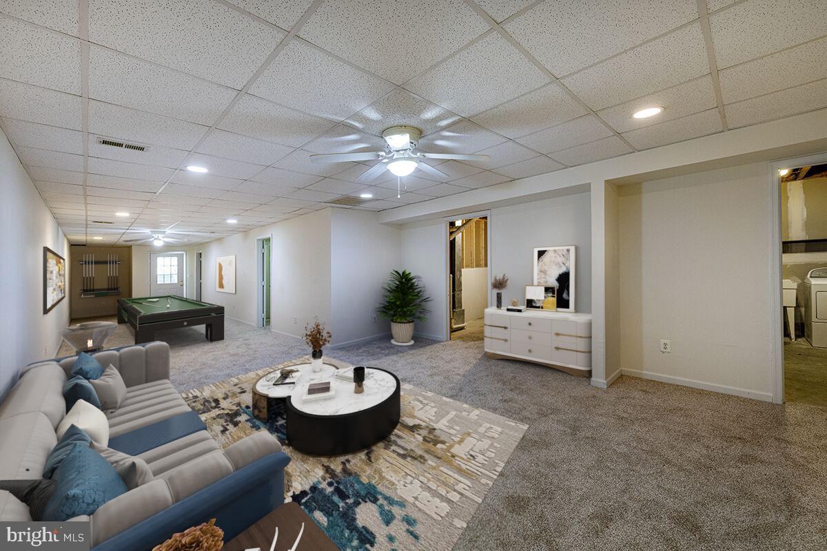 PETZOLD - Residential Lease