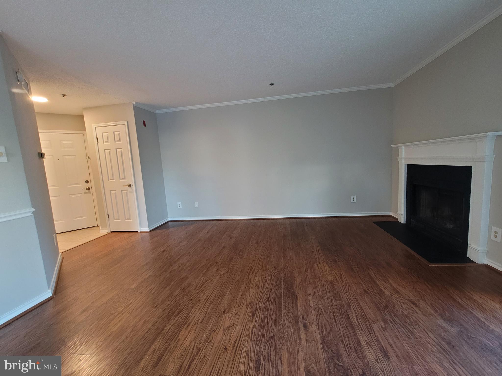 FOUNTAINS AT MCLEAN - Residential Lease