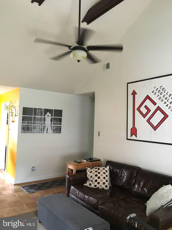 CAMBRIDGE COURTS - Residential Lease