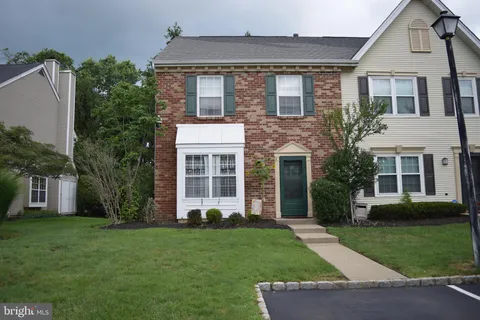 57 Goodwin Drive, North Brunswick, NJ MLS: NJMX2010078