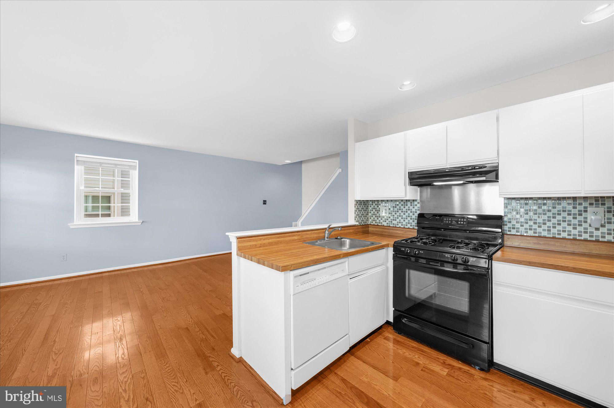 509 CRYSTAL LANE 23-B