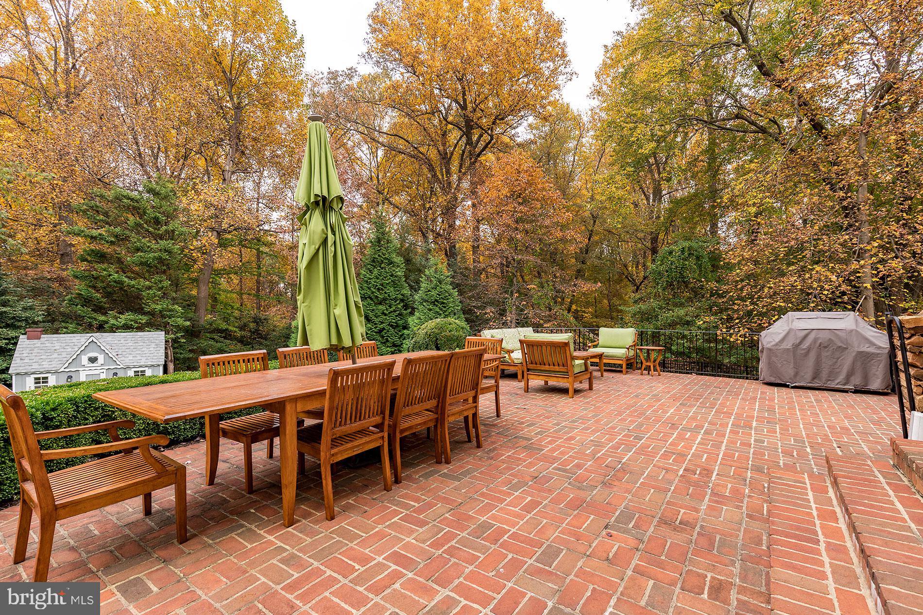 CORAL RIDGE - Residential