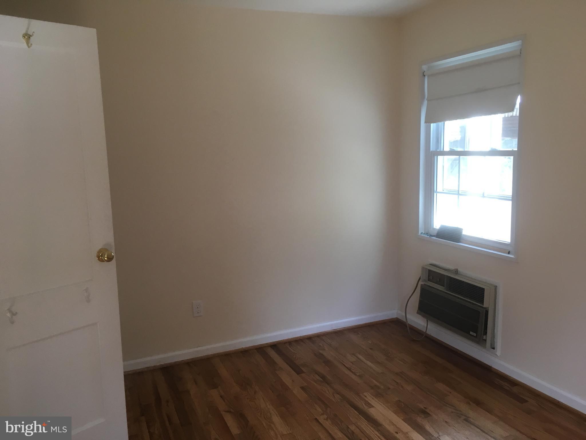 PIMMIT HILLS - Residential Lease