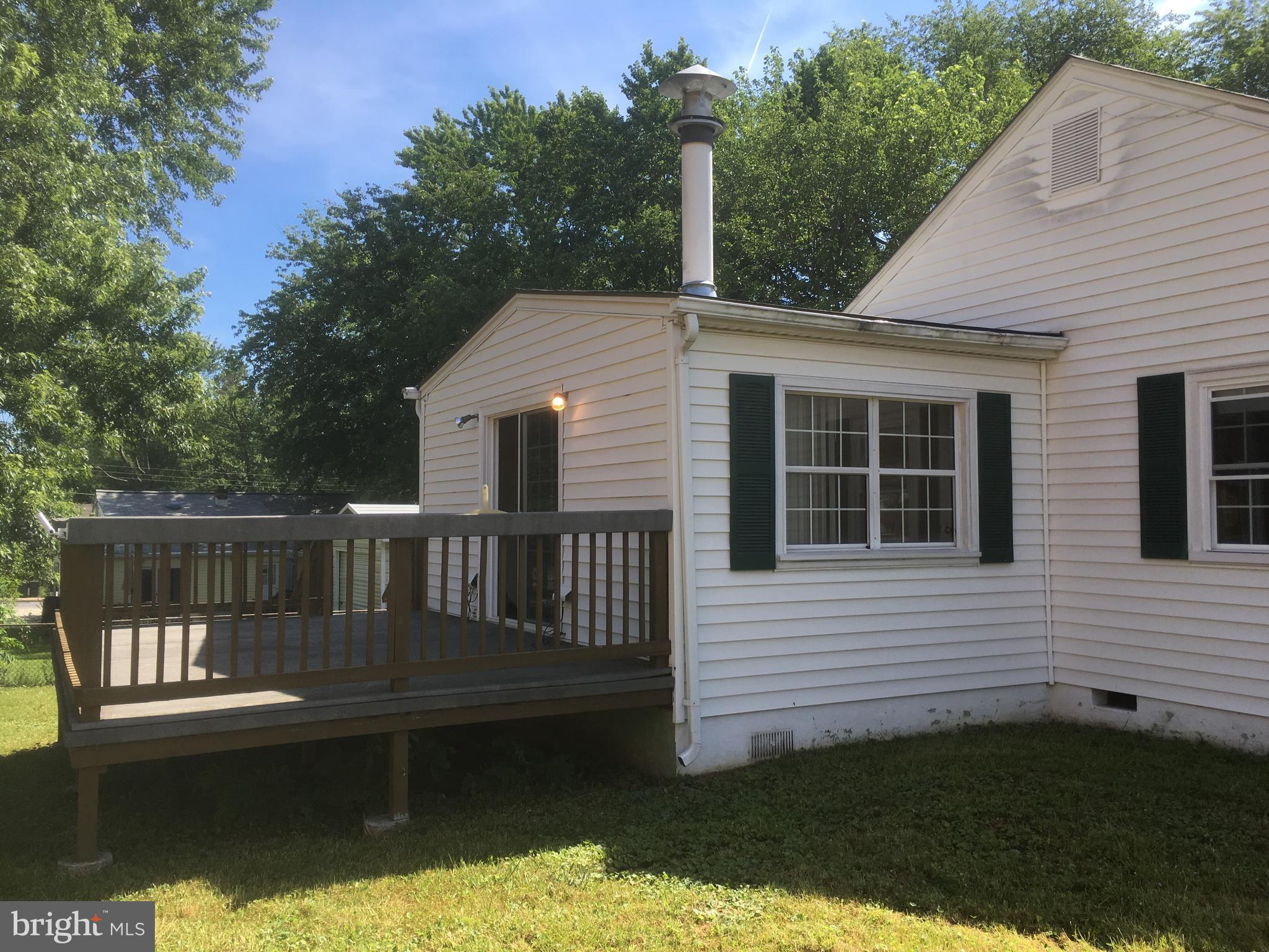 PIMMIT HILLS - Residential Lease