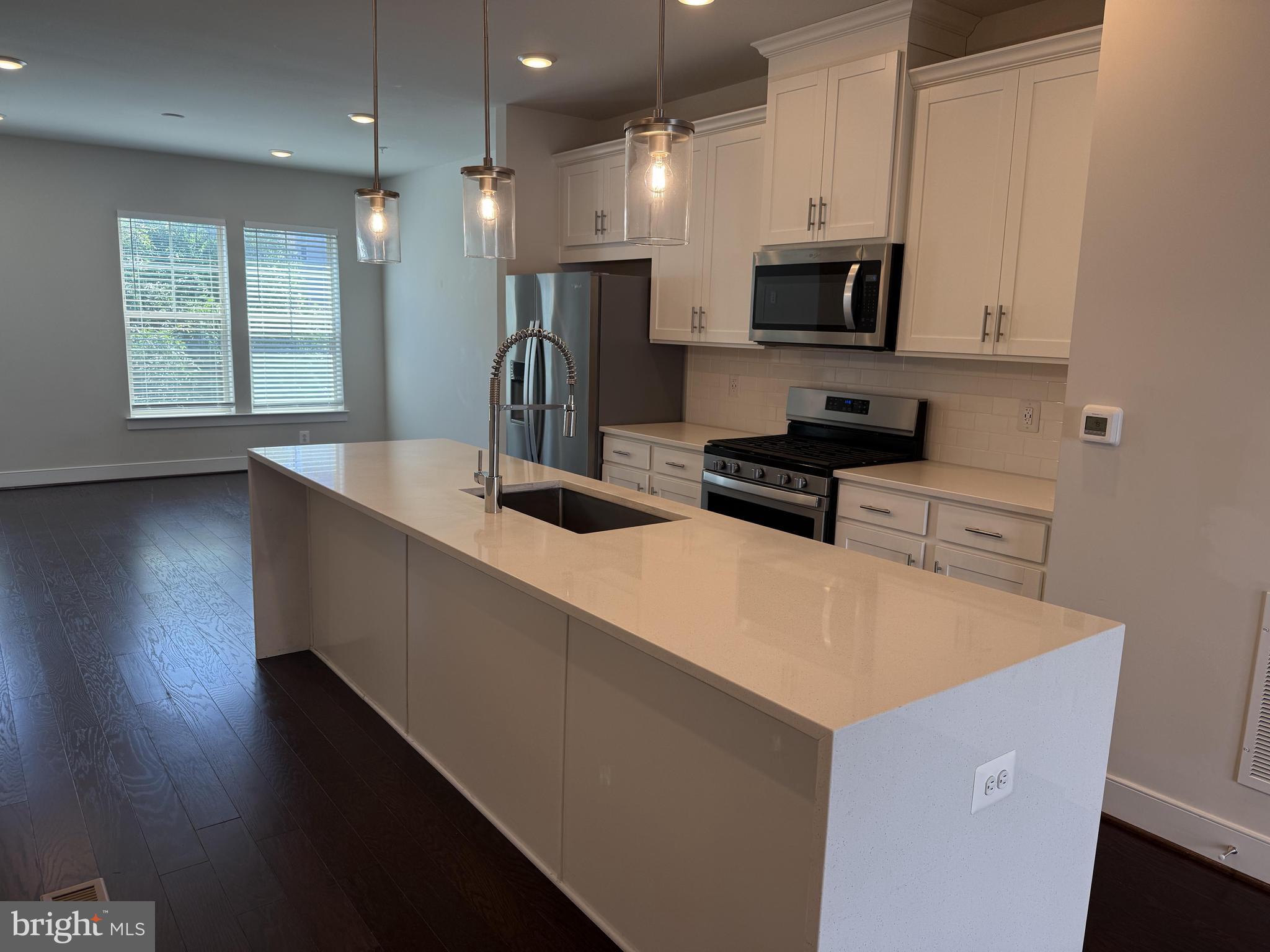 115 DICKENSON DRIVE