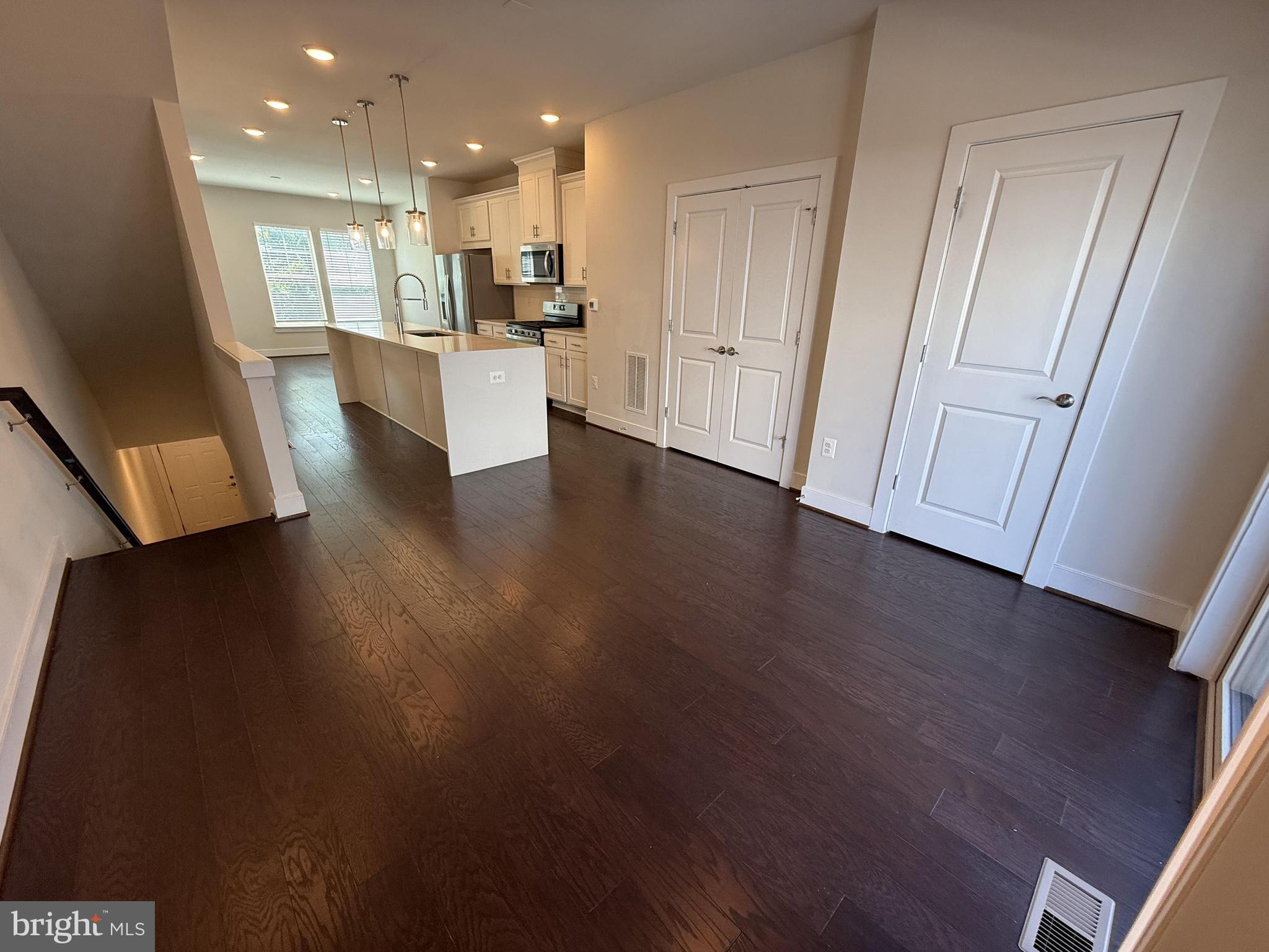 115 DICKENSON DRIVE