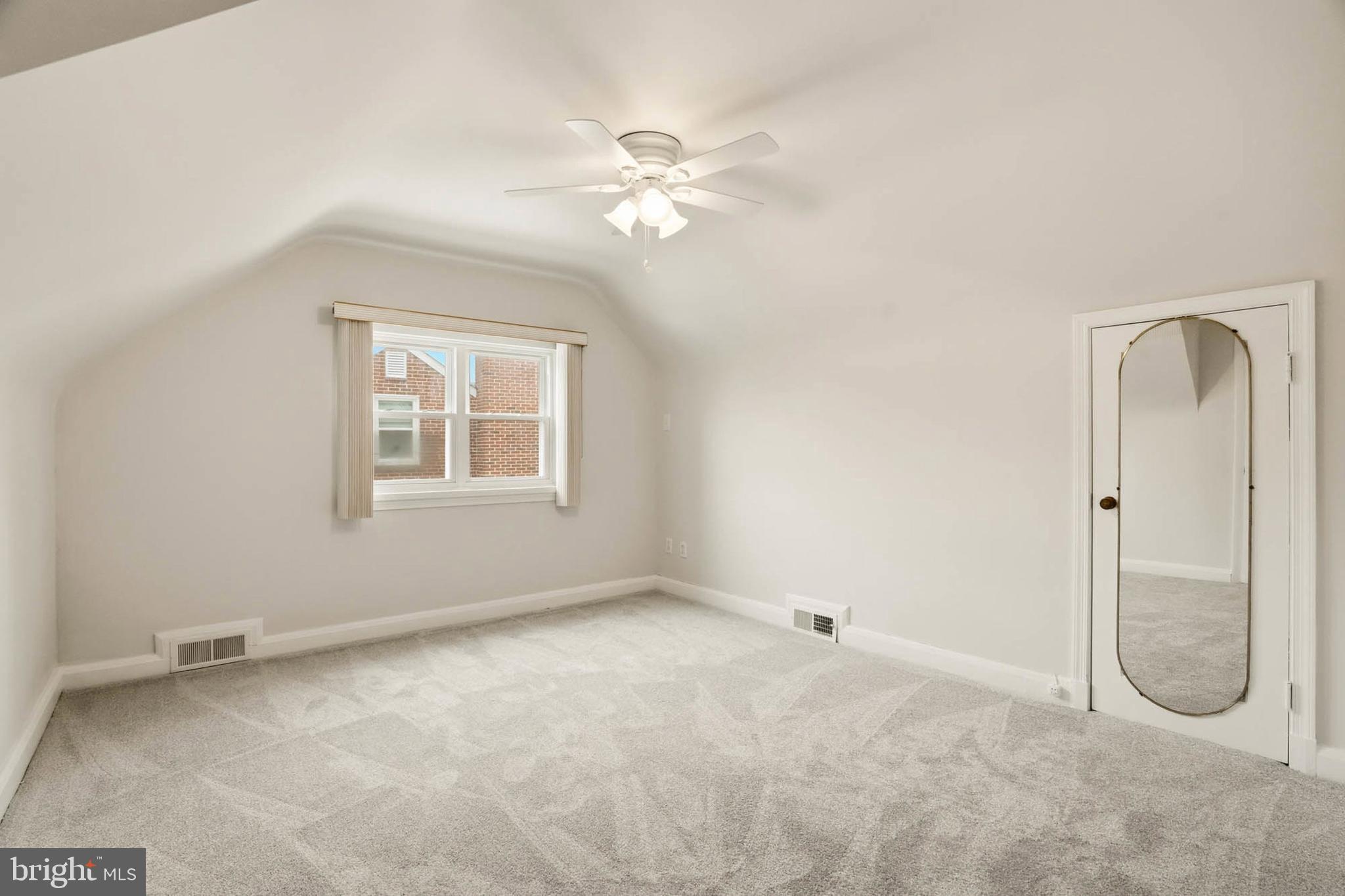 GREENSPRING MANOR - Residential