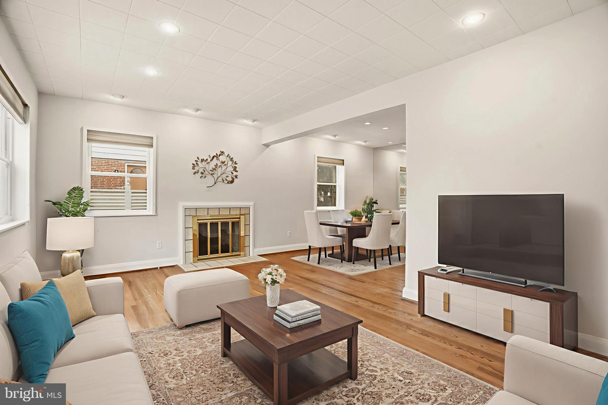 GREENSPRING MANOR - Residential