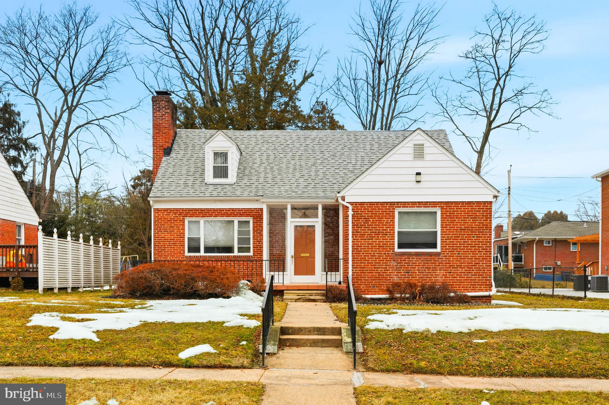 GREENSPRING MANOR - Residential