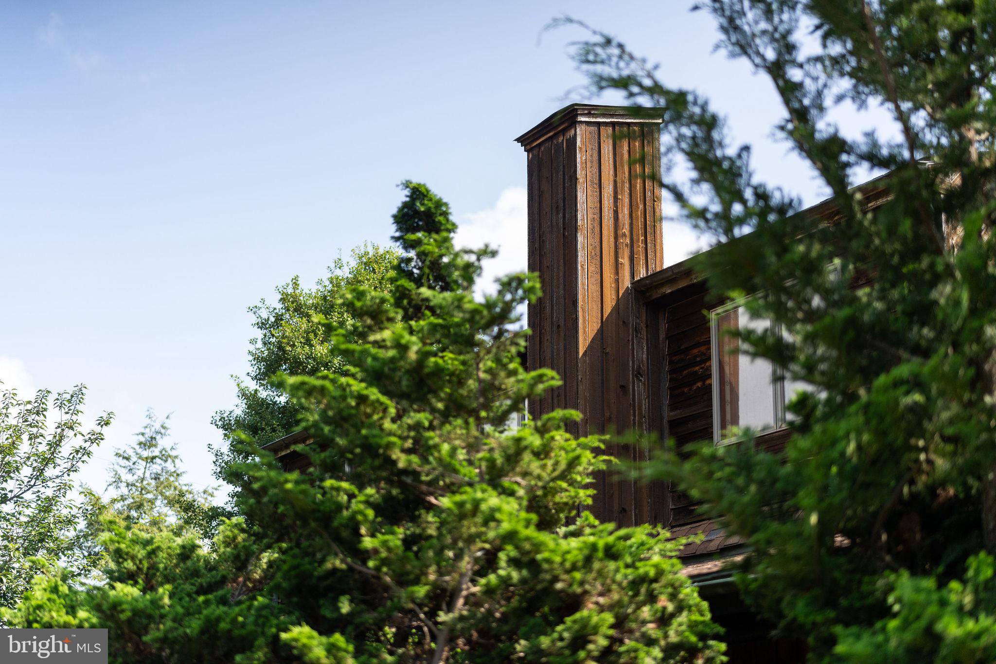 LOVING ACRES - Residential