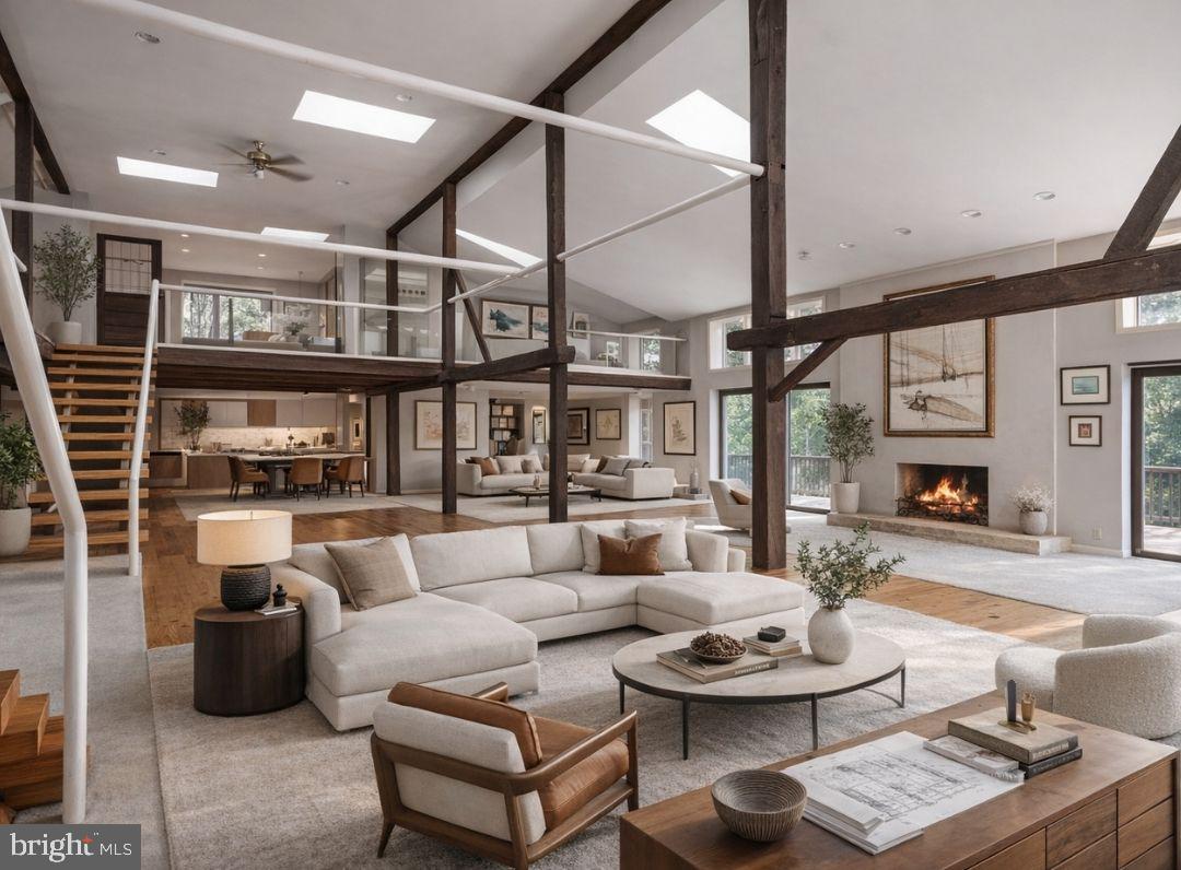 LOVING ACRES - Residential