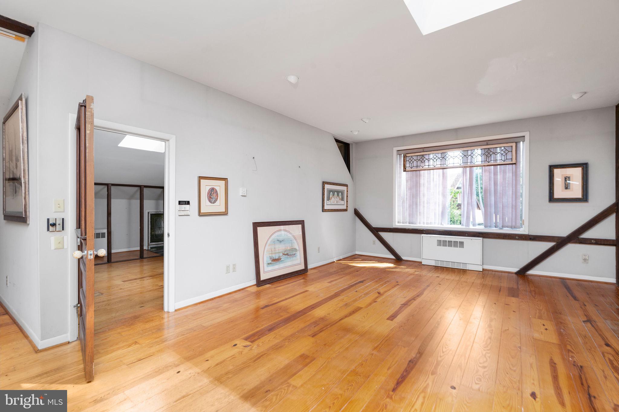 LOVING ACRES - Residential