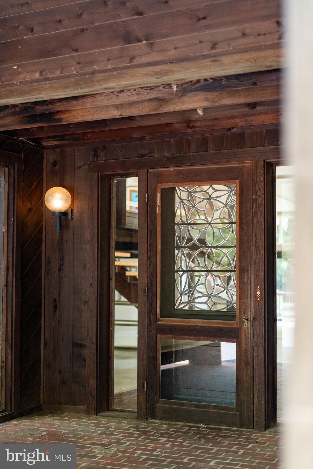 LOVING ACRES - Residential