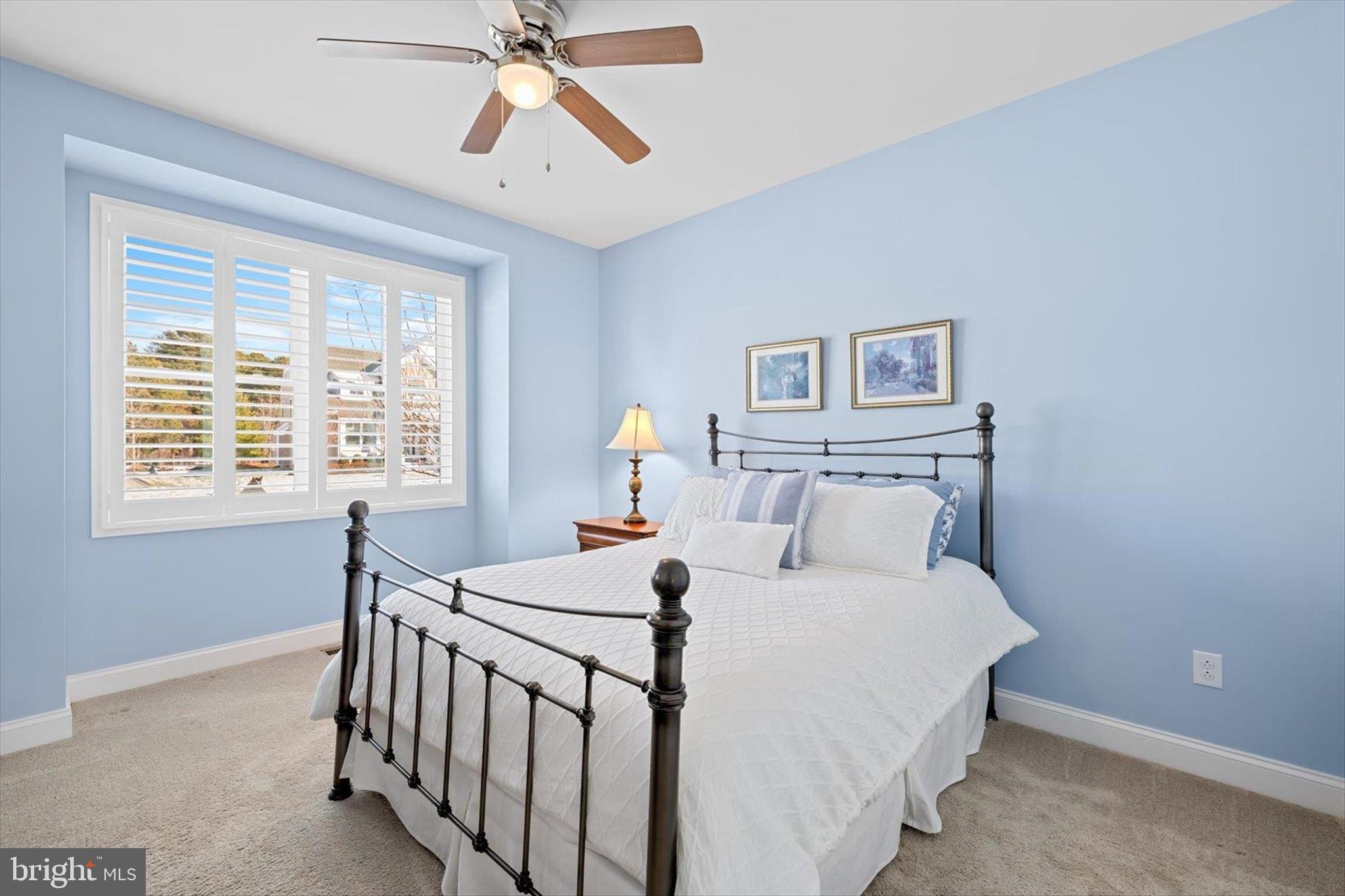 PENINSULA LAKES - Residential