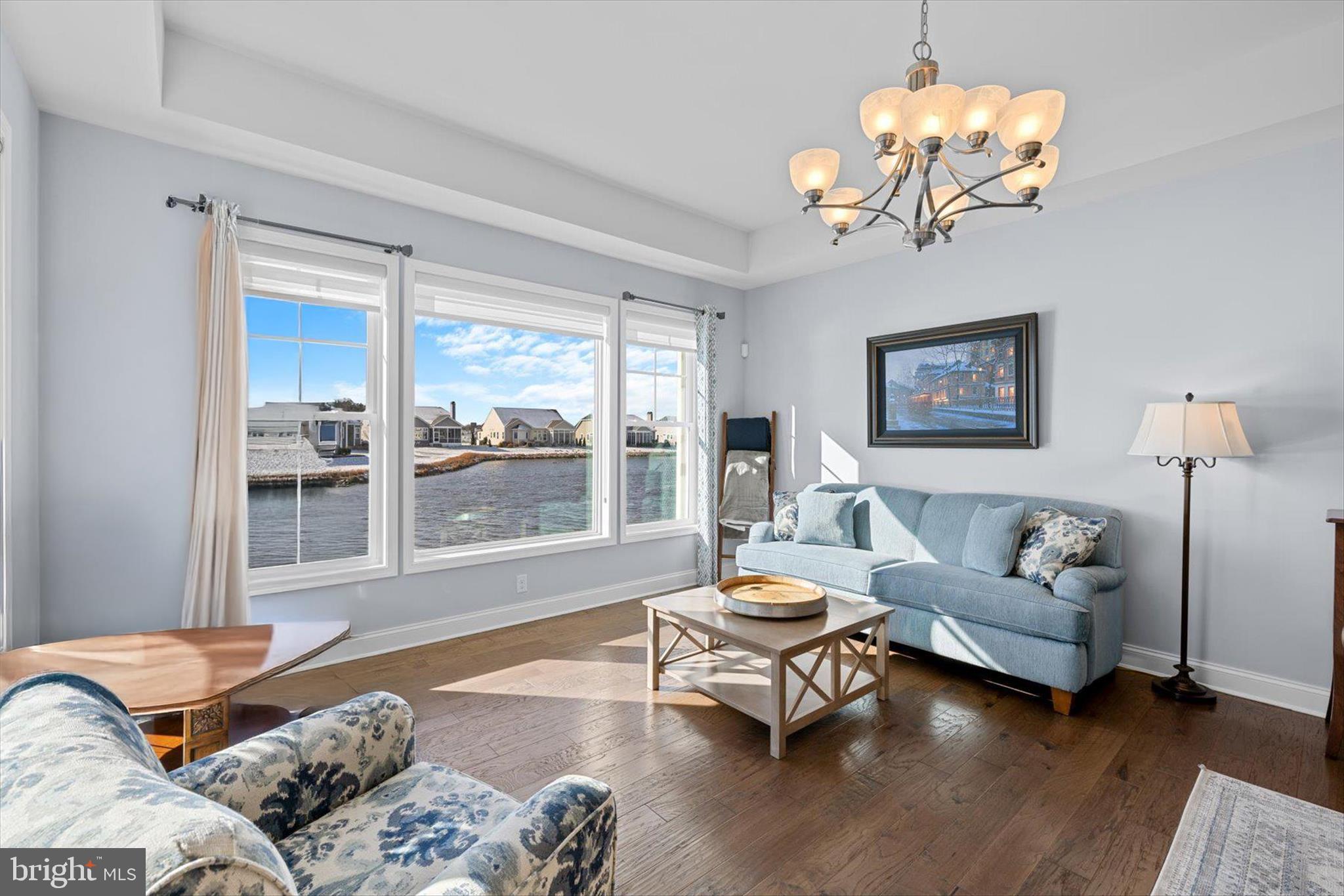 PENINSULA LAKES - Residential