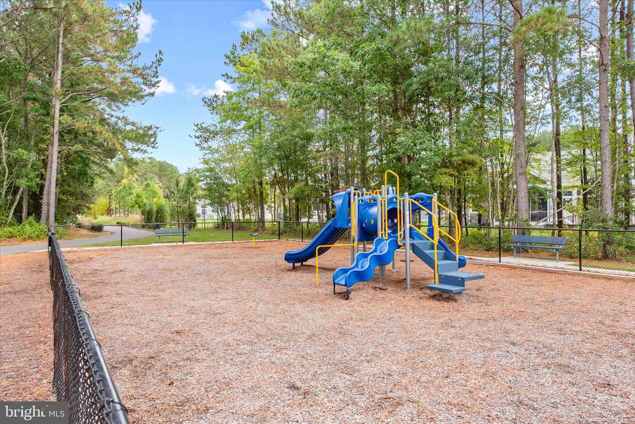 PENINSULA LAKES - Residential